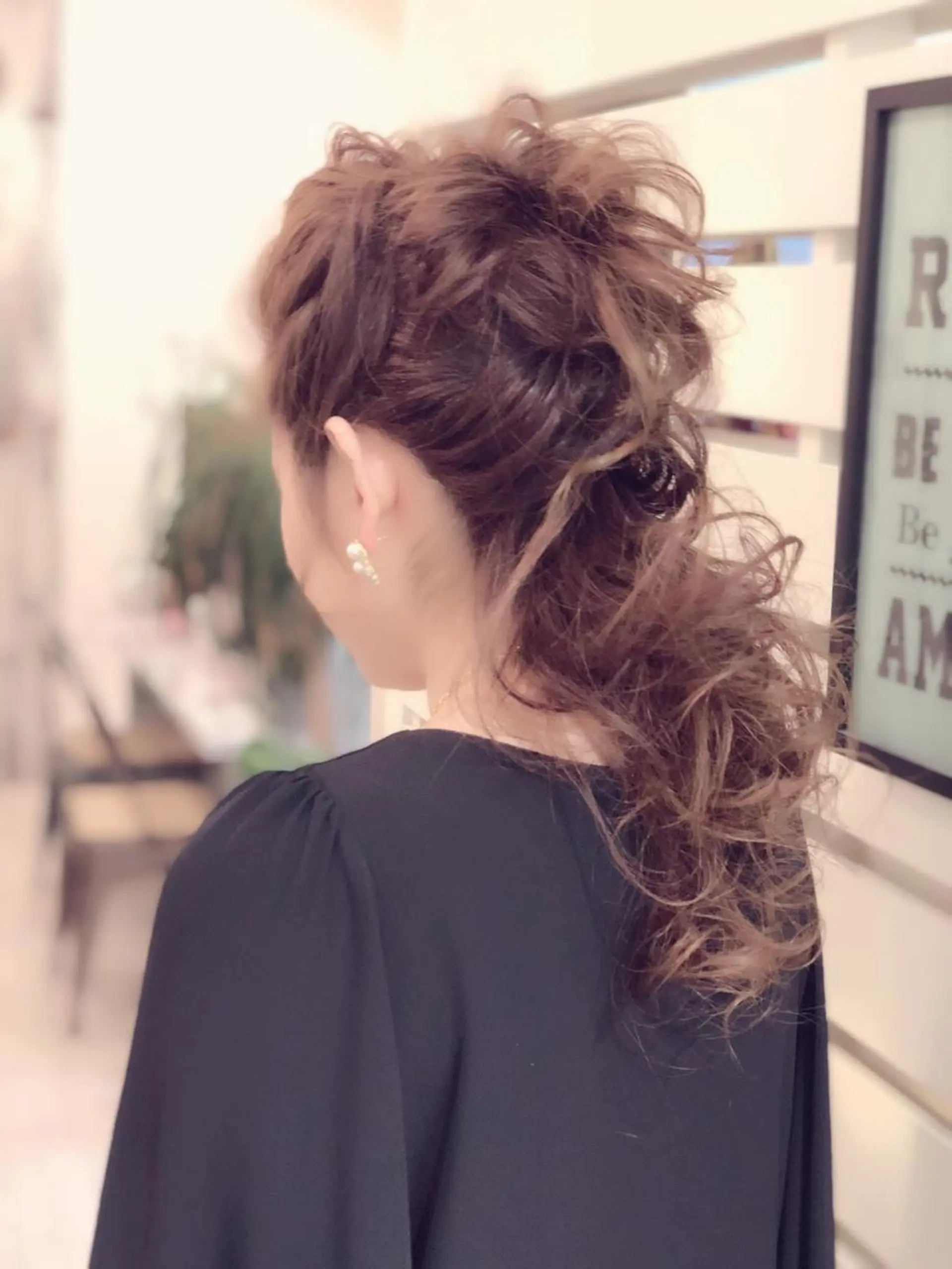 ヘアアレンジ 柴田泰秀sotti. 髪質改善/ブリーチのヘアスタイル