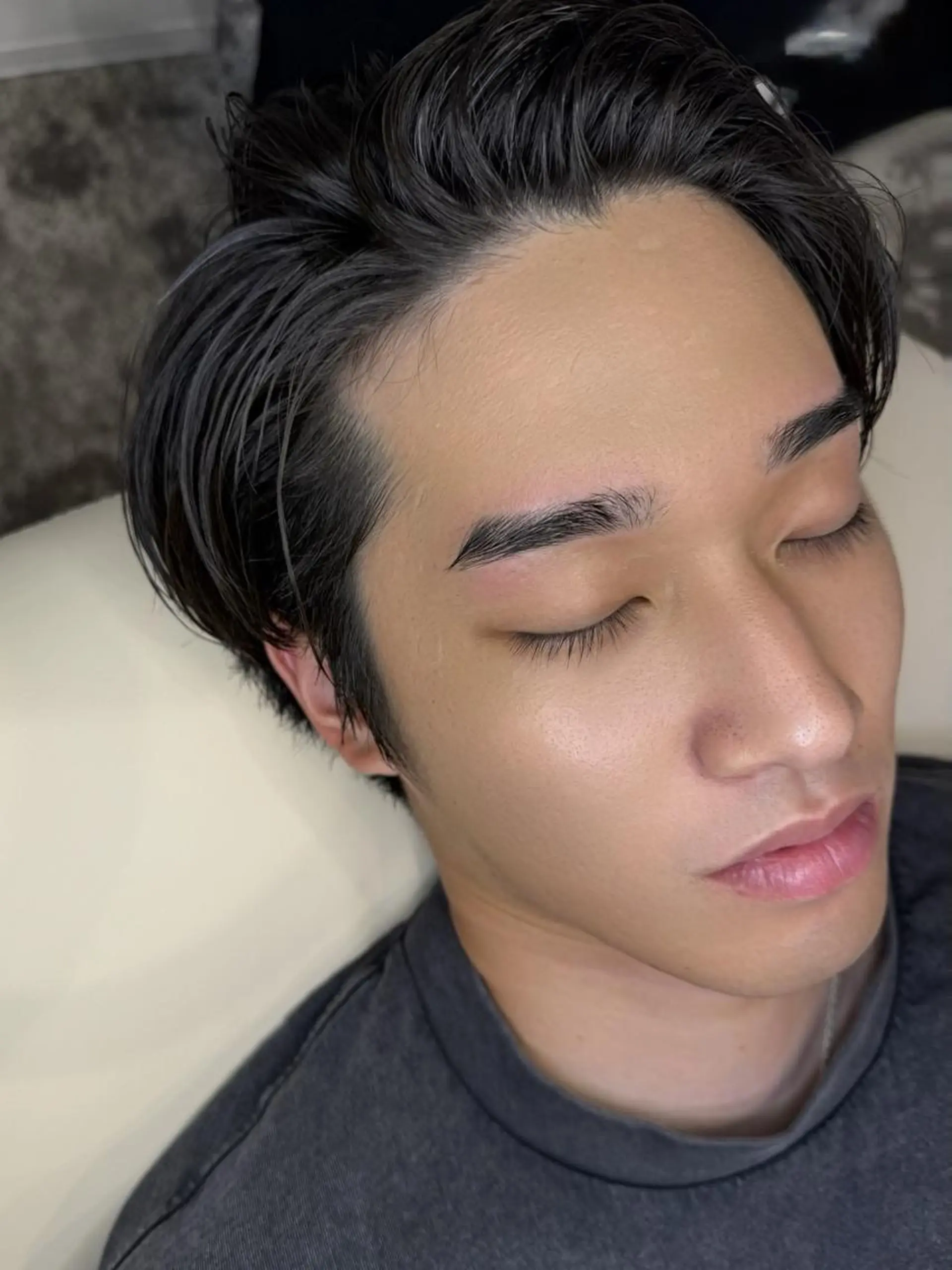 アイブロウ メンズアイブロウ 眉毛ワックス脱毛 e.moa エモアの眉毛・アイブロウイメージ