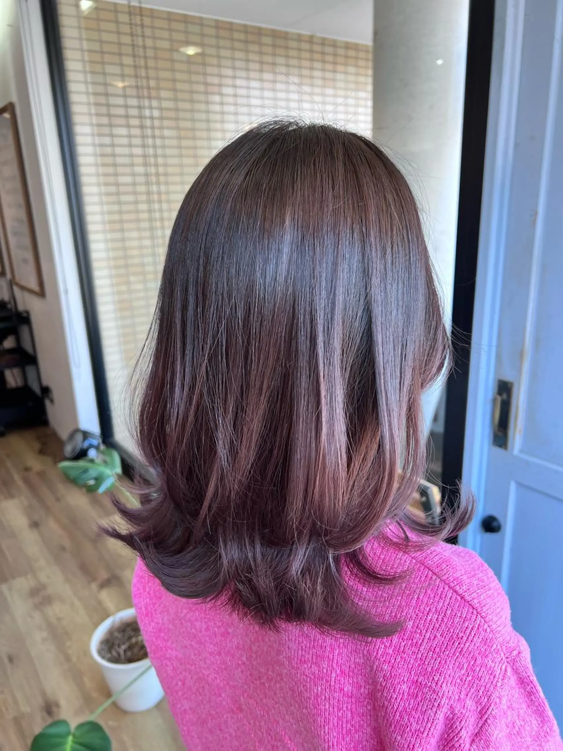 ロング カラー ピンクカラー ヘアカラー トリートメント ツキダテ ユイのヘアスタイル