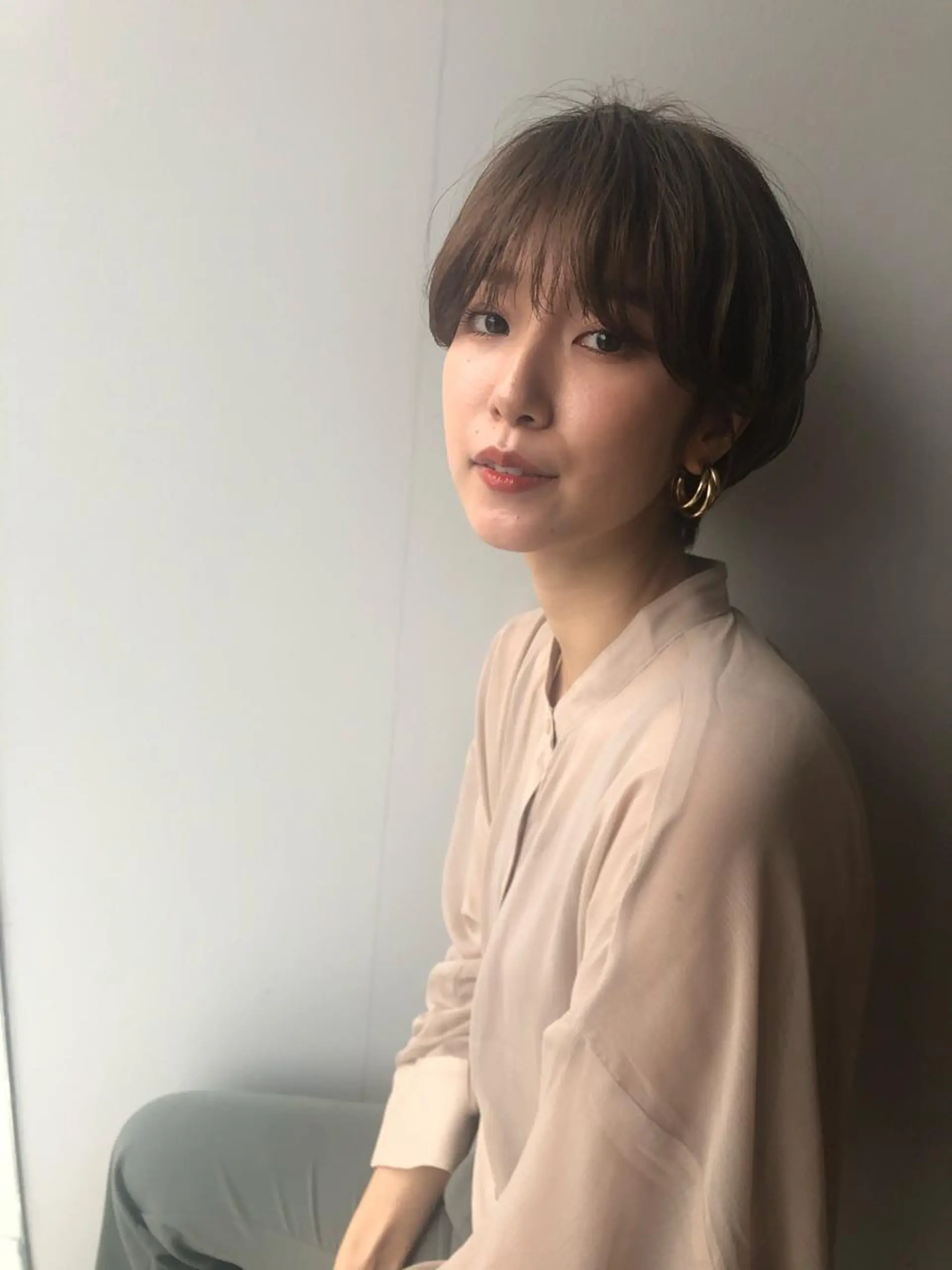 ショート 岸川 恭子のヘアスタイル