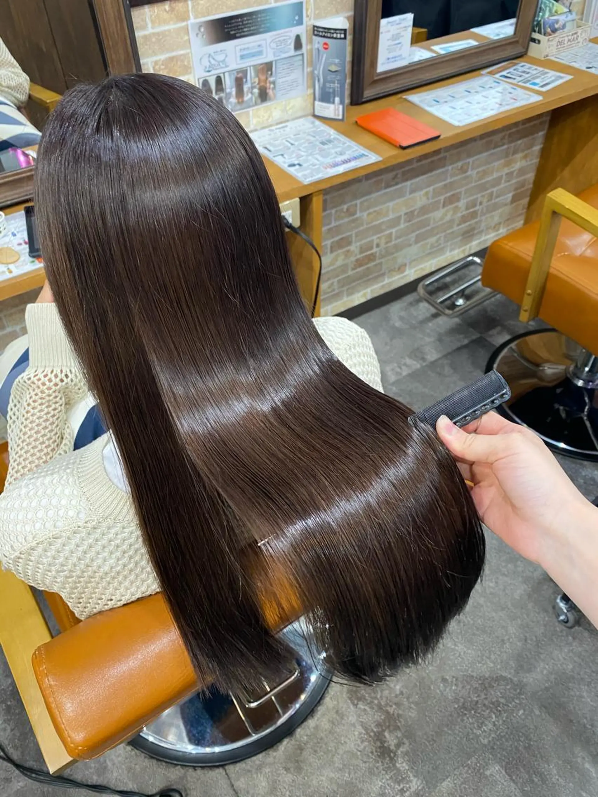 ロング 美髪ヘア 🤍erikaのヘアスタイル