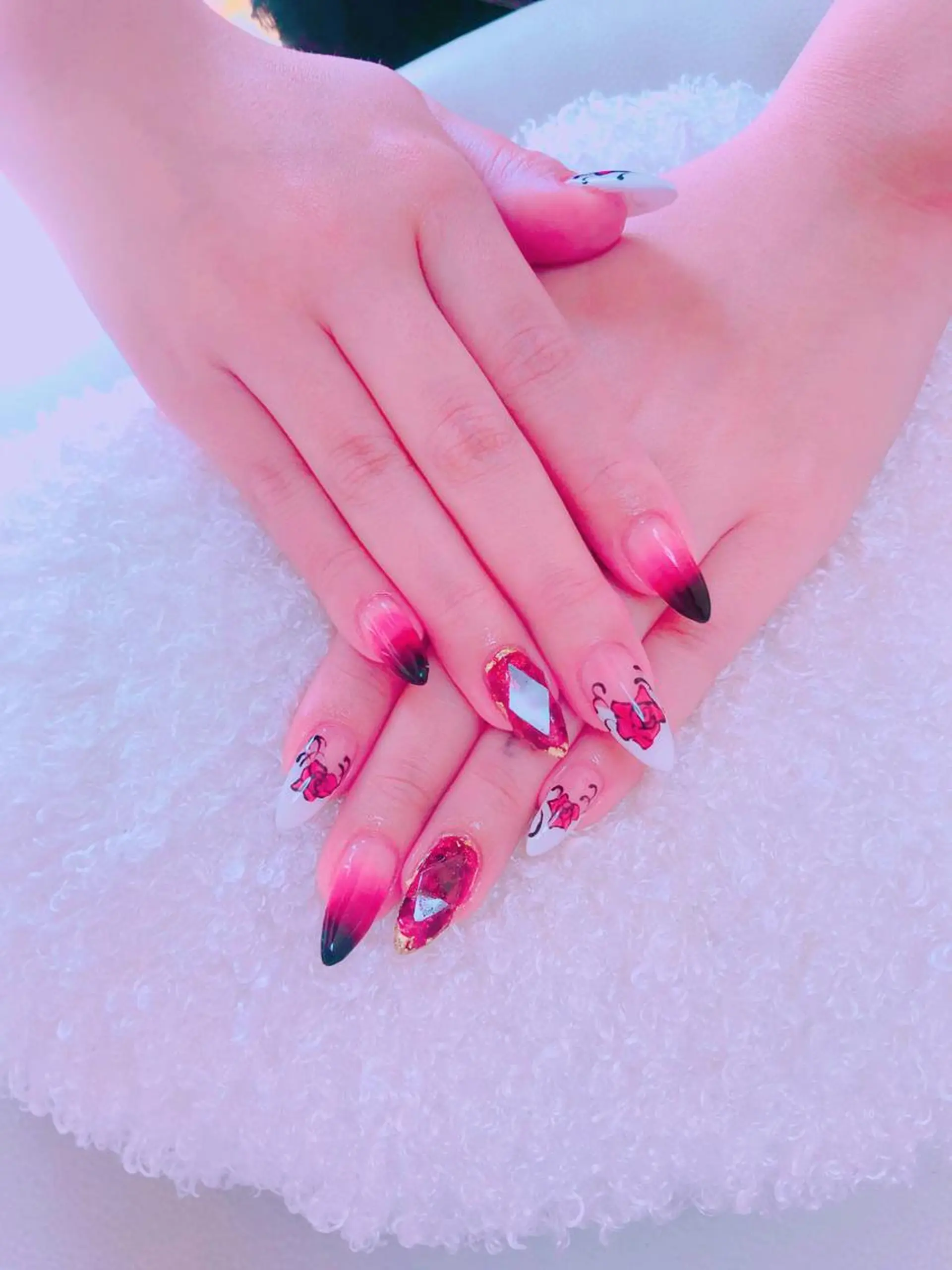 ネイル NAILWISH所属・橋本 千智のネイルデザイン