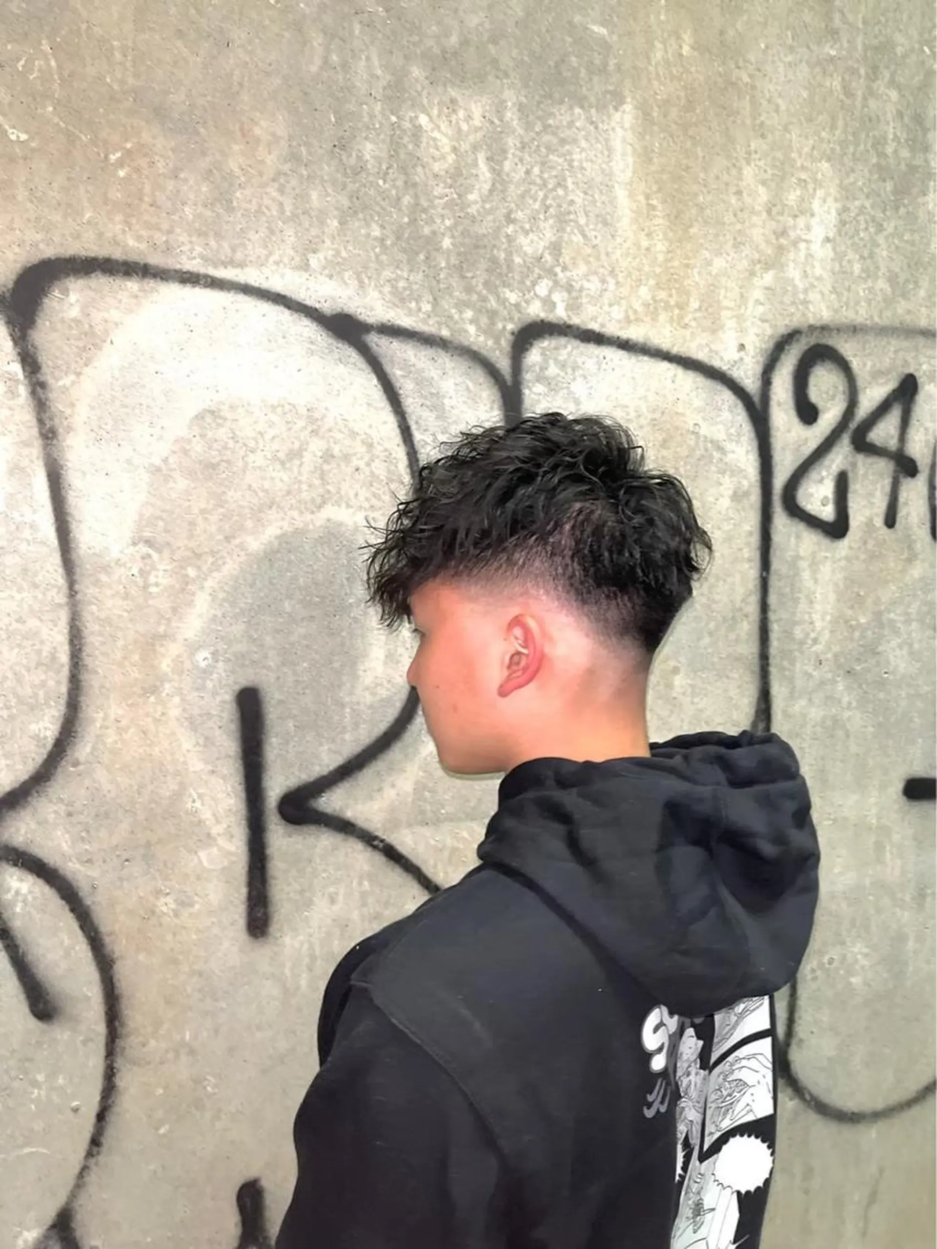 ショート パーマ メンズ ヒロ銀座 新橋日比谷口店所属・安田 遥のヘアスタイル