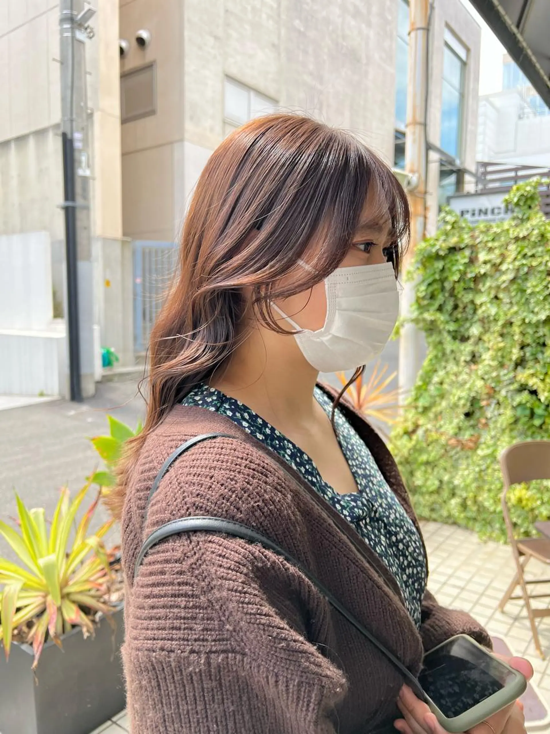 ミディアム カラー ブラウンカラー カット ヘアカラー トリートメント ヘッドスパ ヘアセット 柔らかブラウン/顔周 りレイヤー♡ユウシのヘアスタイル