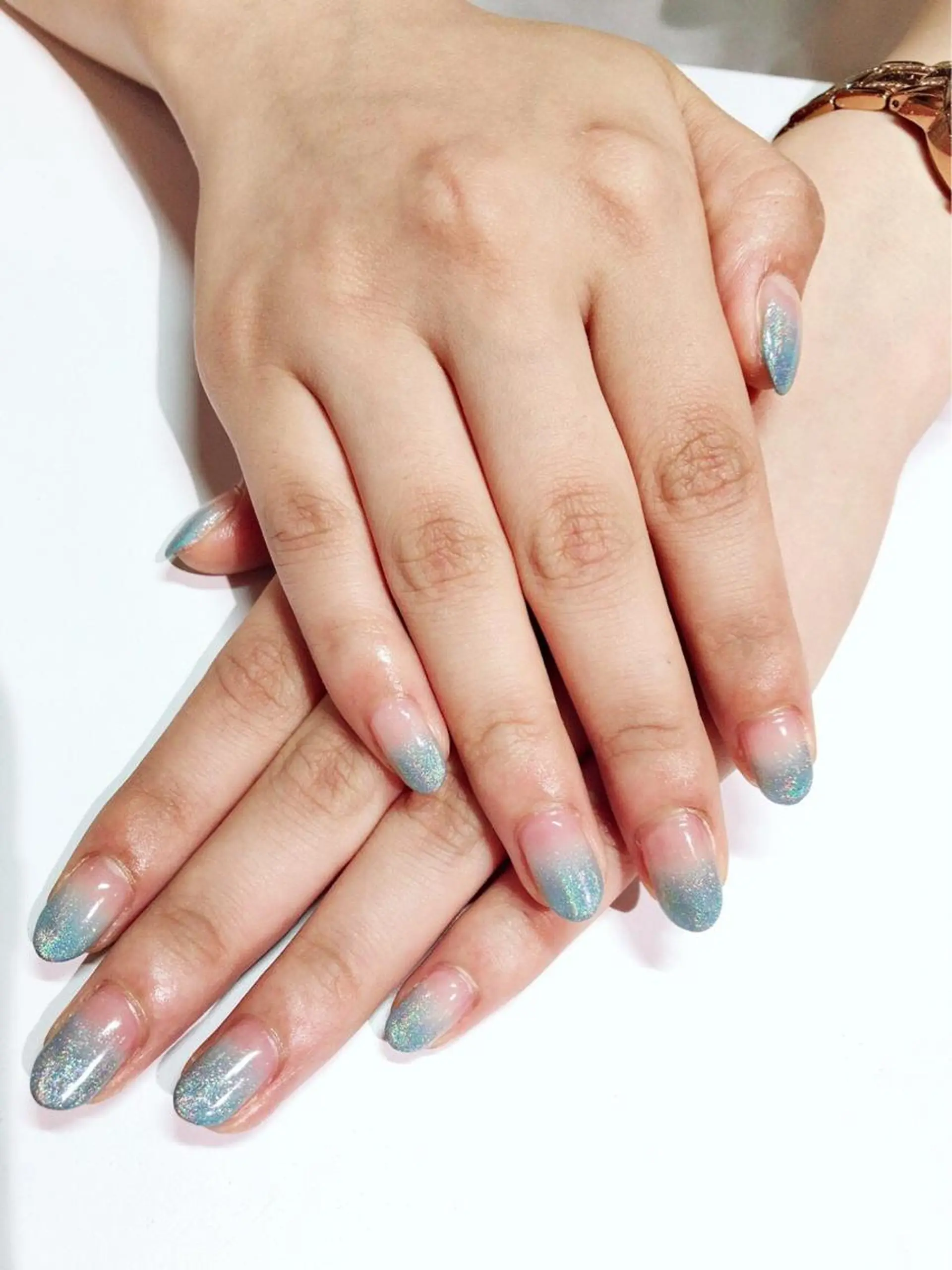 ネイル 指名支持率NO.1 スタイリストのヘアスタイル