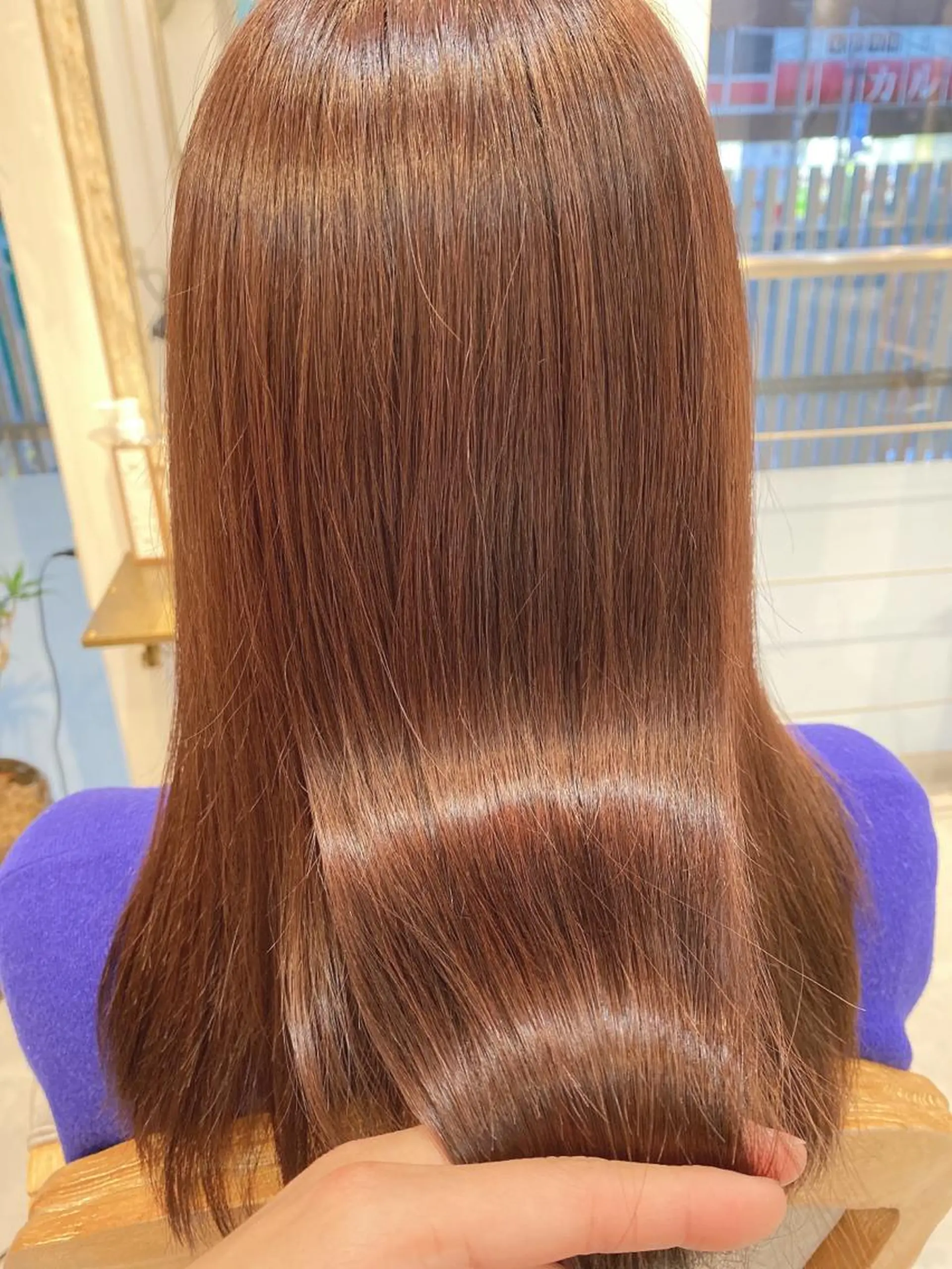 ロング カラー Natural所属・小柳 公邦のヘアスタイル