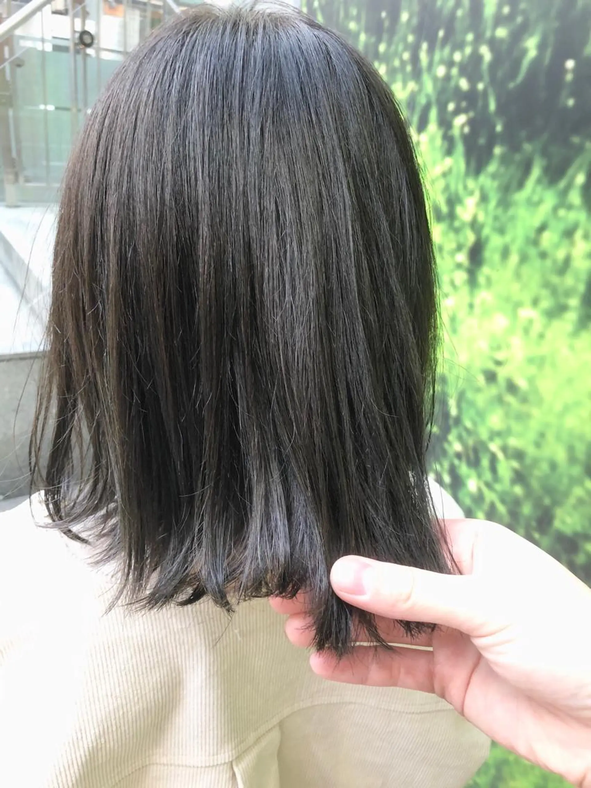 ショート カラー 切りっぱなしボブ グレージュ カーキグレージュ ボブ カット ヘアカラー 千葉 郁也のヘアスタイル