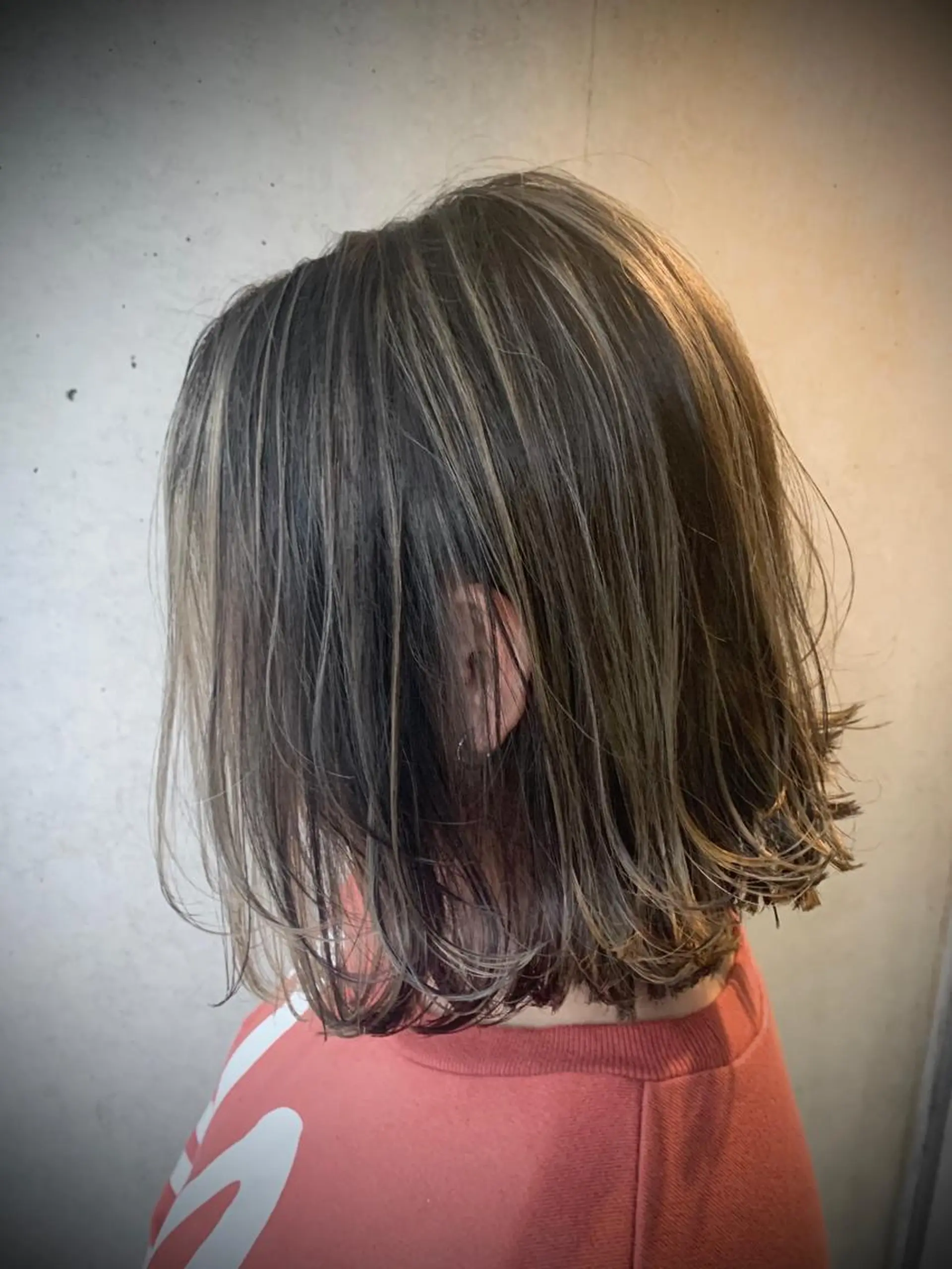 ミディアム J所属・市村 正義のヘアスタイル