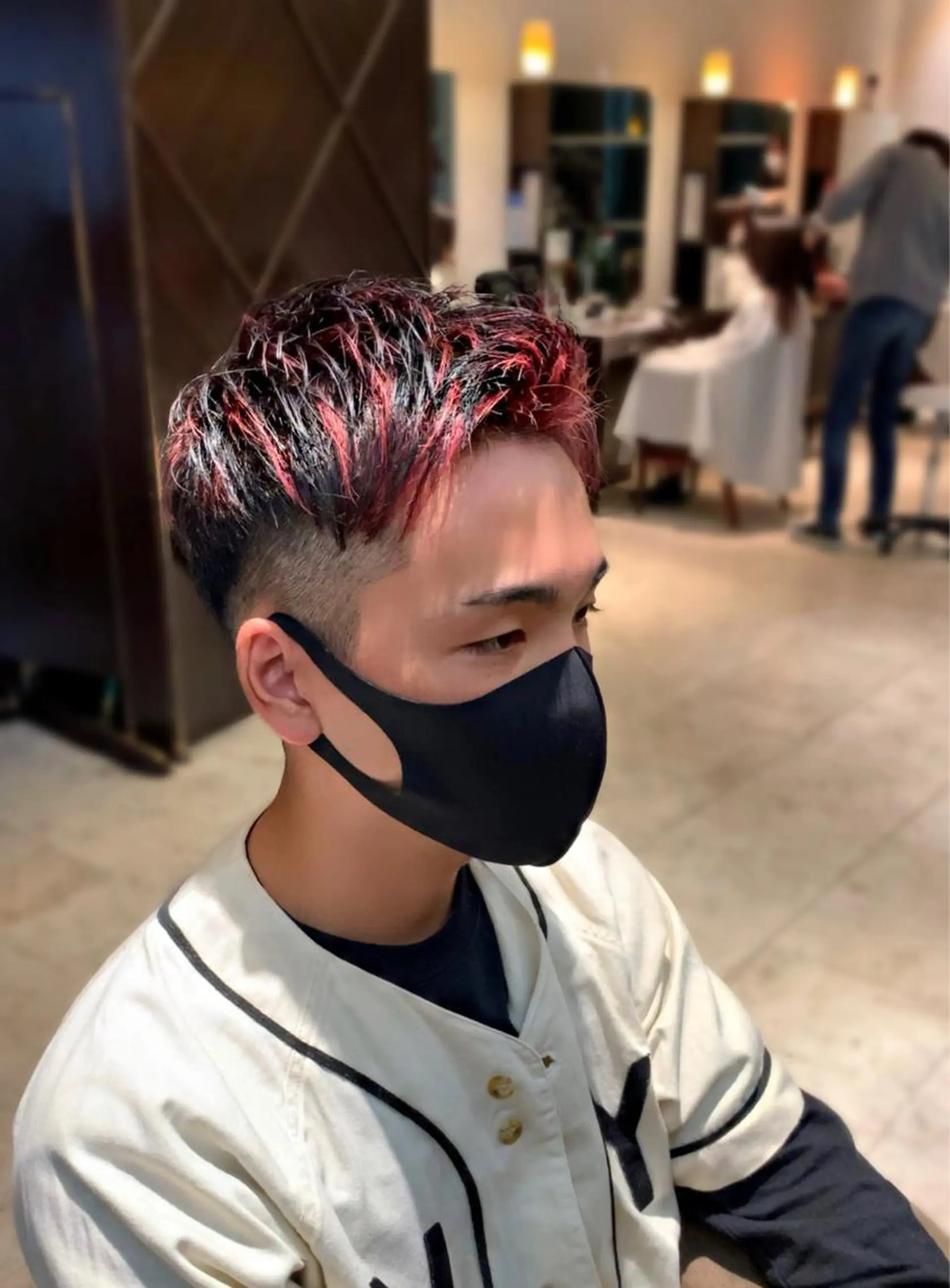 カラー メンズ メンズメッシュ メッシュ カット ヘアカラー トリートメント メンズ専門　井藤 雅也のヘアスタイル