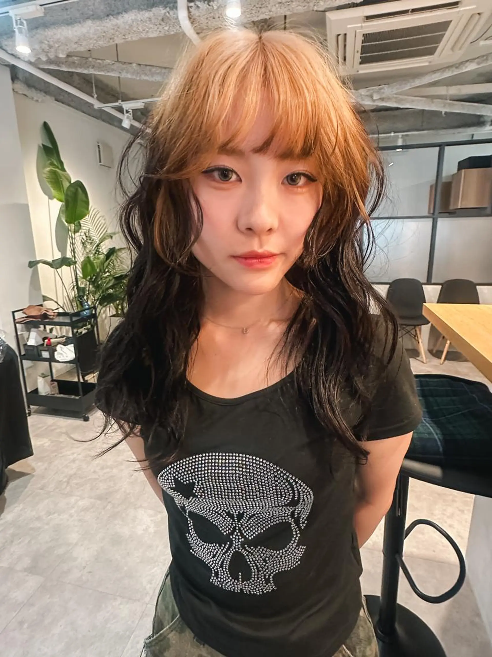 カラー セミロング カット ヘアカラー トリートメント レイヤー/ウルフ/ ハッシュカット/ダイのヘアスタイル