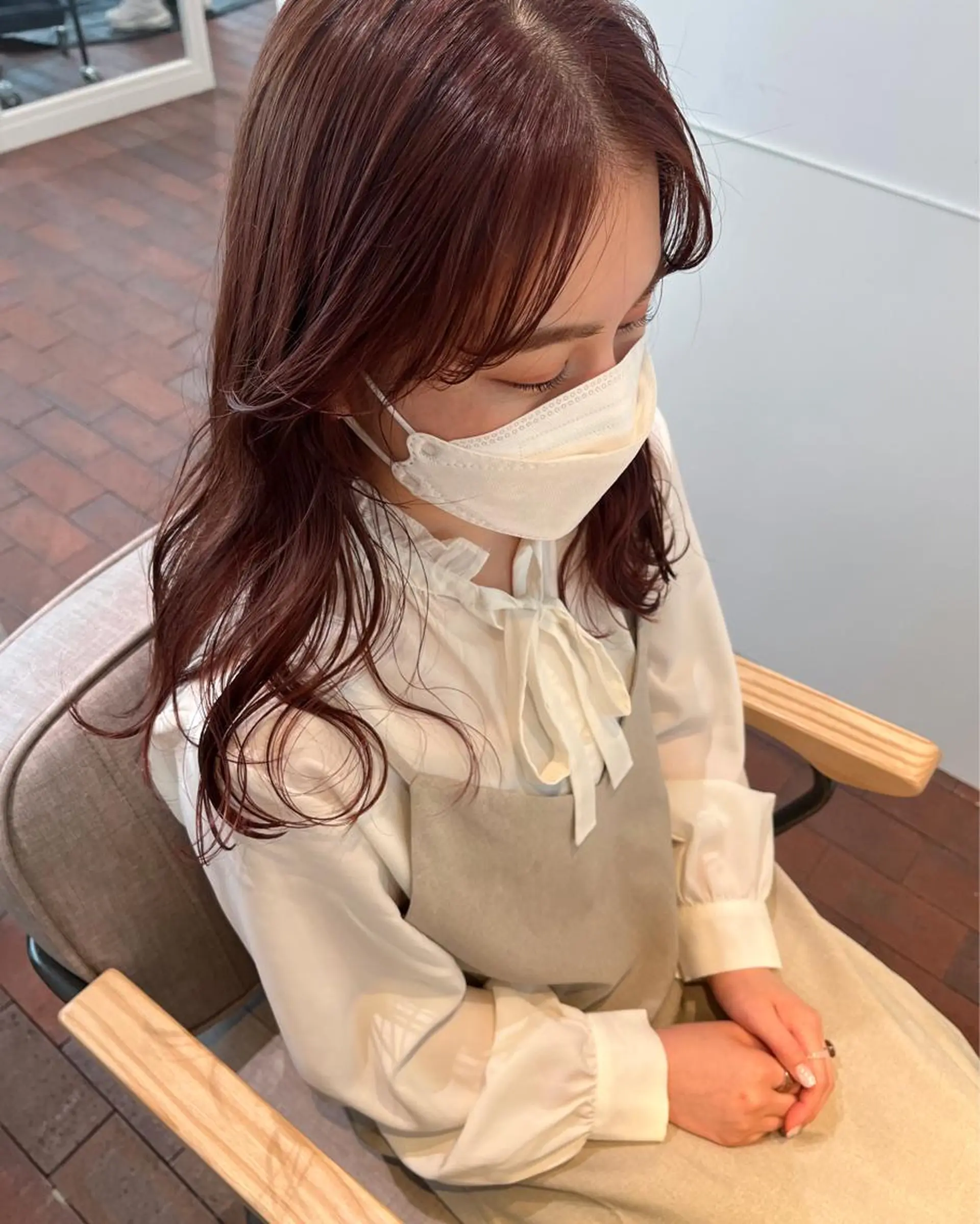 ミディアム カラー ブリーチ ブリーチなしカラー ピンクカラー カット ヘアカラー トリートメント Sill所属・片岡 由依のヘアスタイル