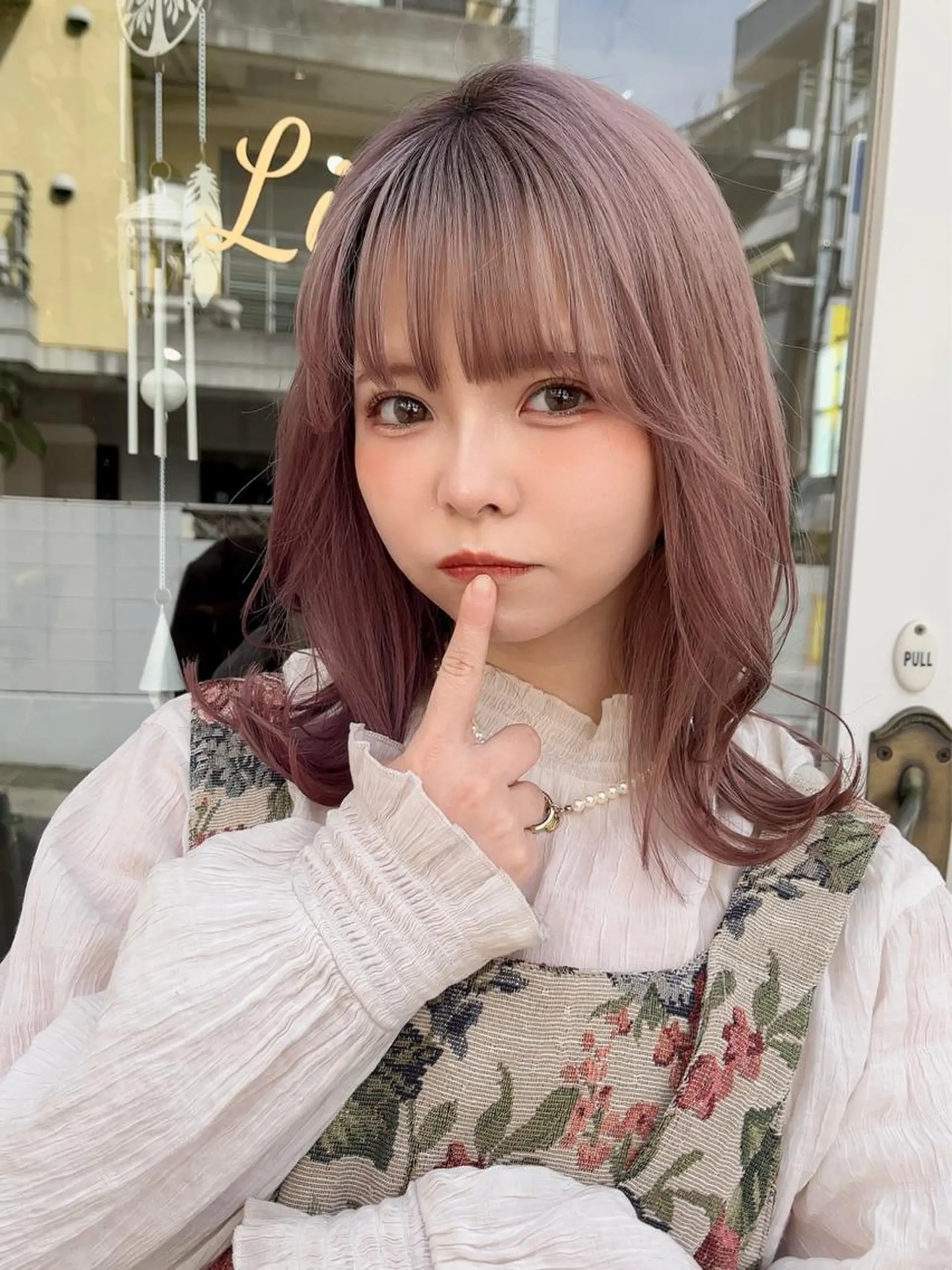 ミディアム カラー グレージュ ラベンダーカラー ラベンダーグレージュ ラベンダーグレー くびれヘア 髪質改善カラー☆ ヘアアレンジmiyuのヘアスタイル