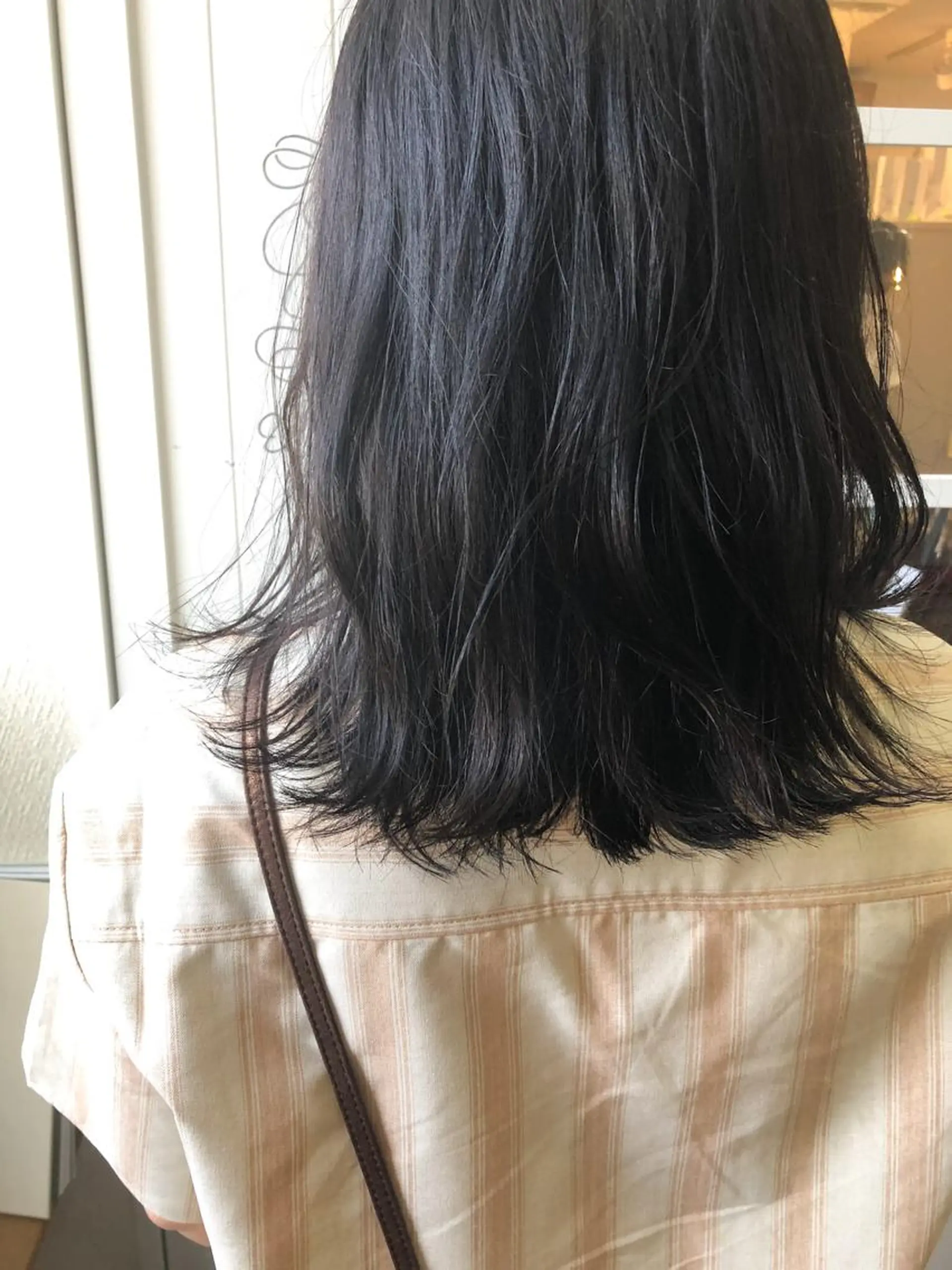 ミディアム カラー ブルーカラー ブルージュ ハイライトカラー ハイライト 小木曽智美 /ボブ/ショートのヘアスタイル