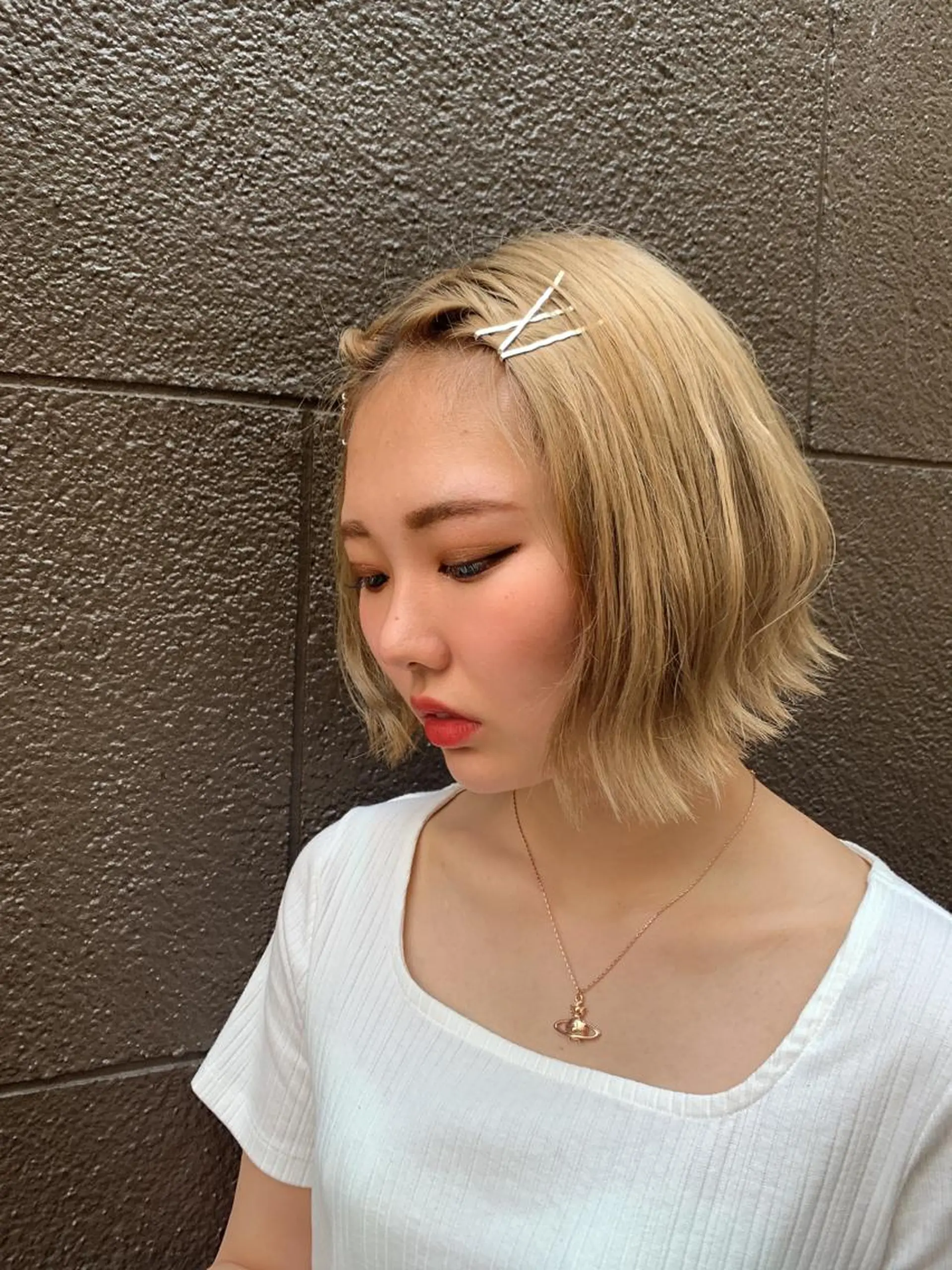 ショート カラー ヘアアレンジ 🎀野崎 美玖𝜗𝜚˚⋆のヘアスタイル
