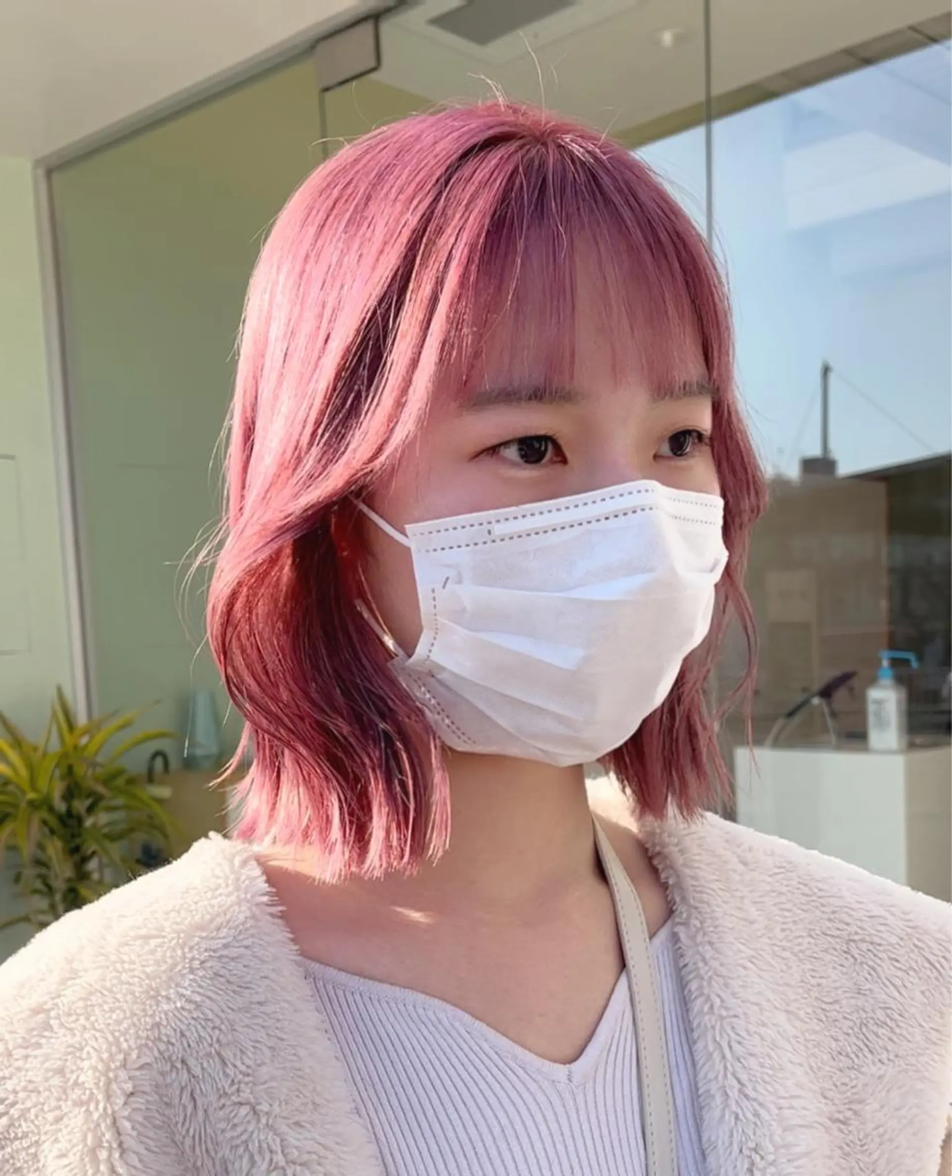 ミディアム カラー ピンクカラー ボブ 村松 萌のヘアスタイル