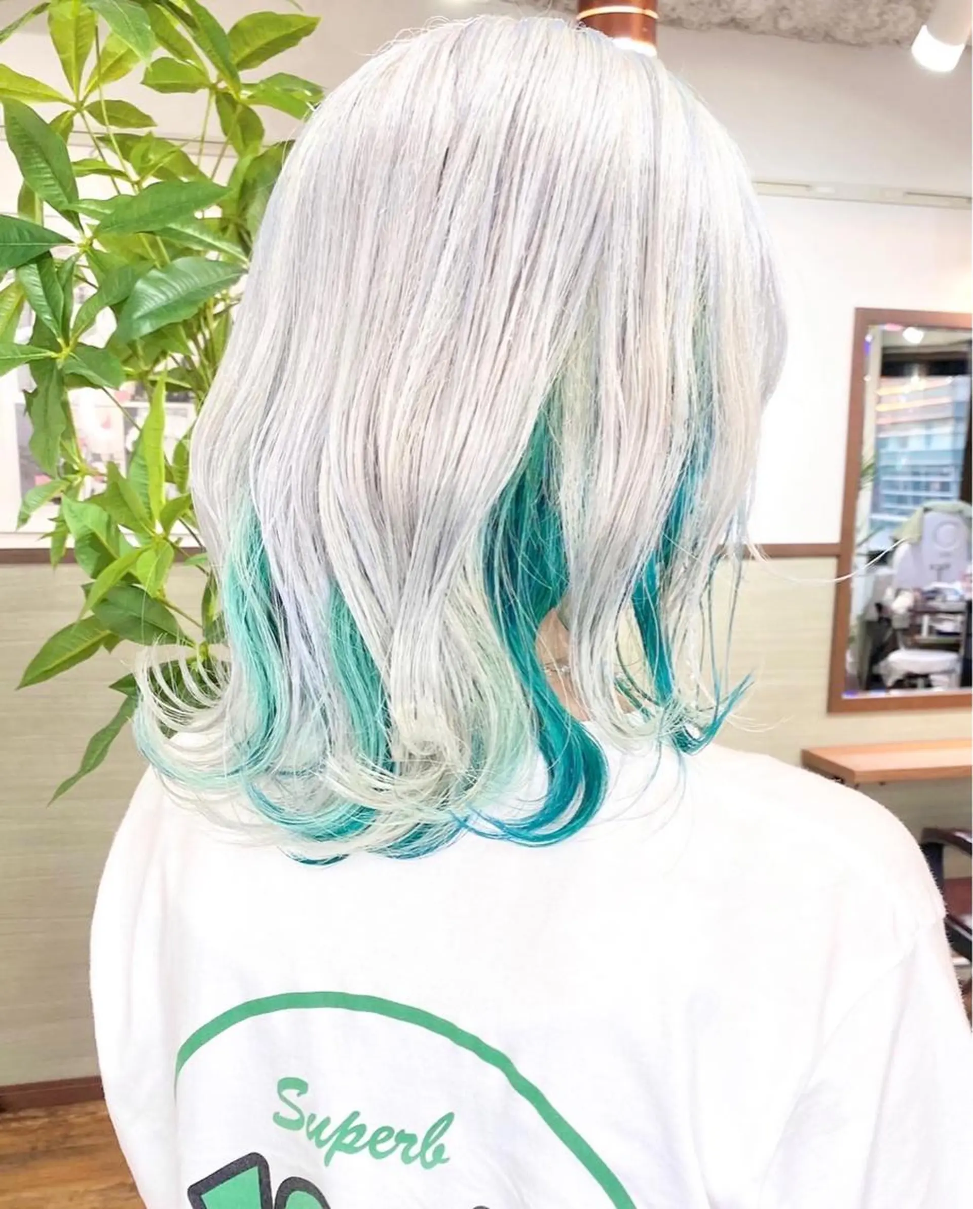 ミディアム Re:ta KANZOのヘアスタイル