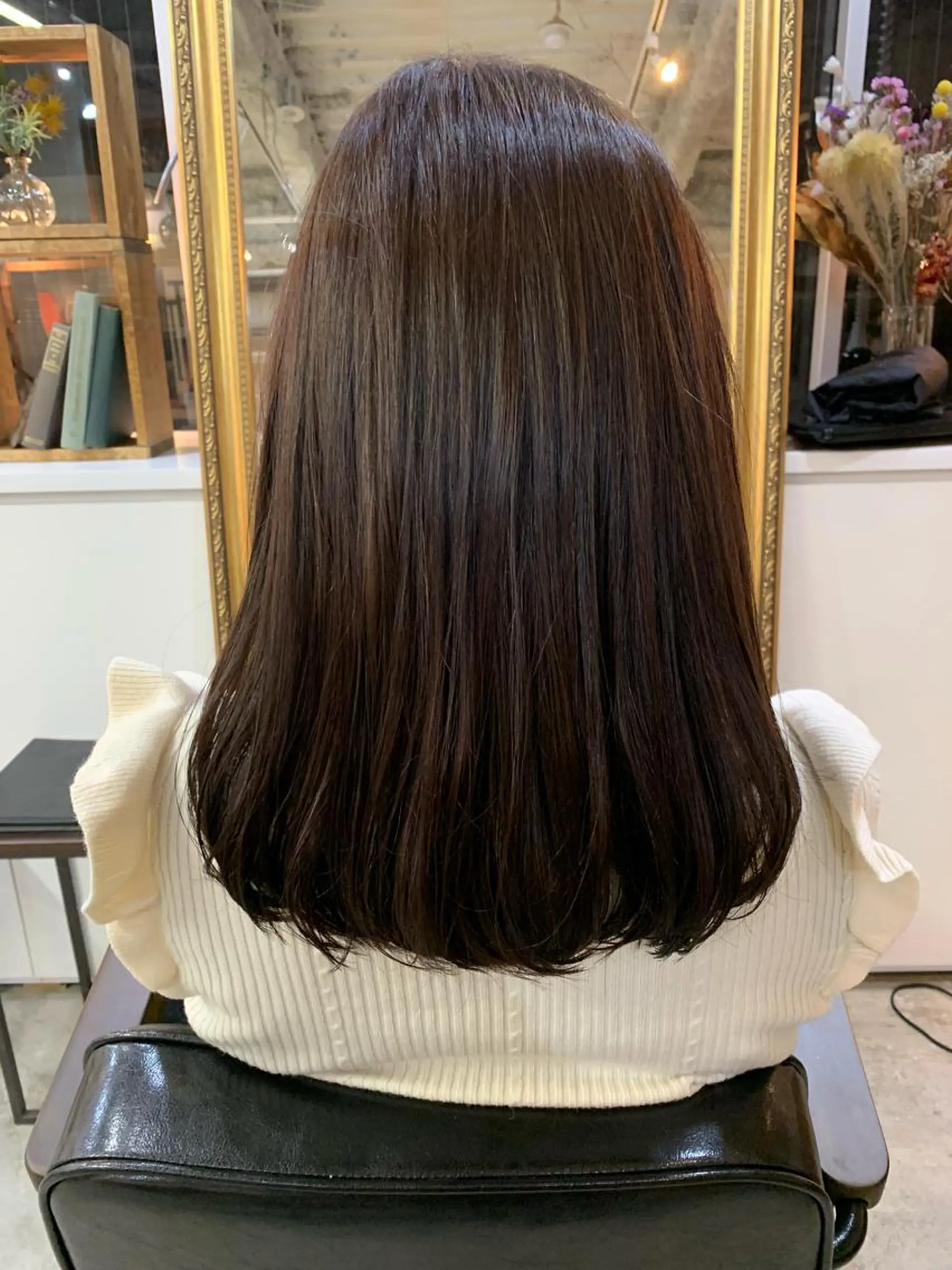 セミロング カラー LEB所属・下河 宗太のヘアスタイル