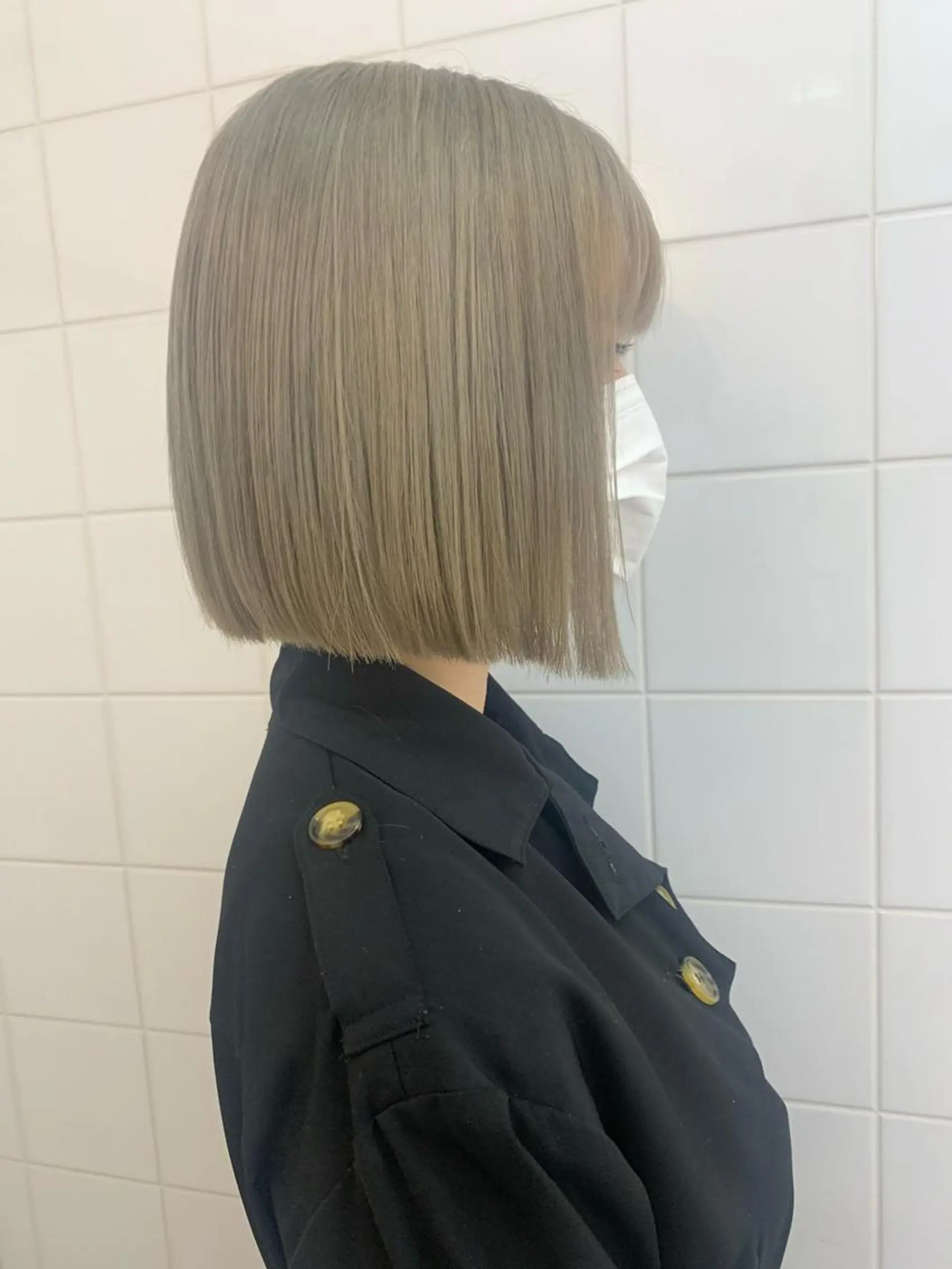 ショート カラー ヘアアレンジ 🧨ブリーチー×ボブ レイヤー💎じゅえるのヘアスタイル