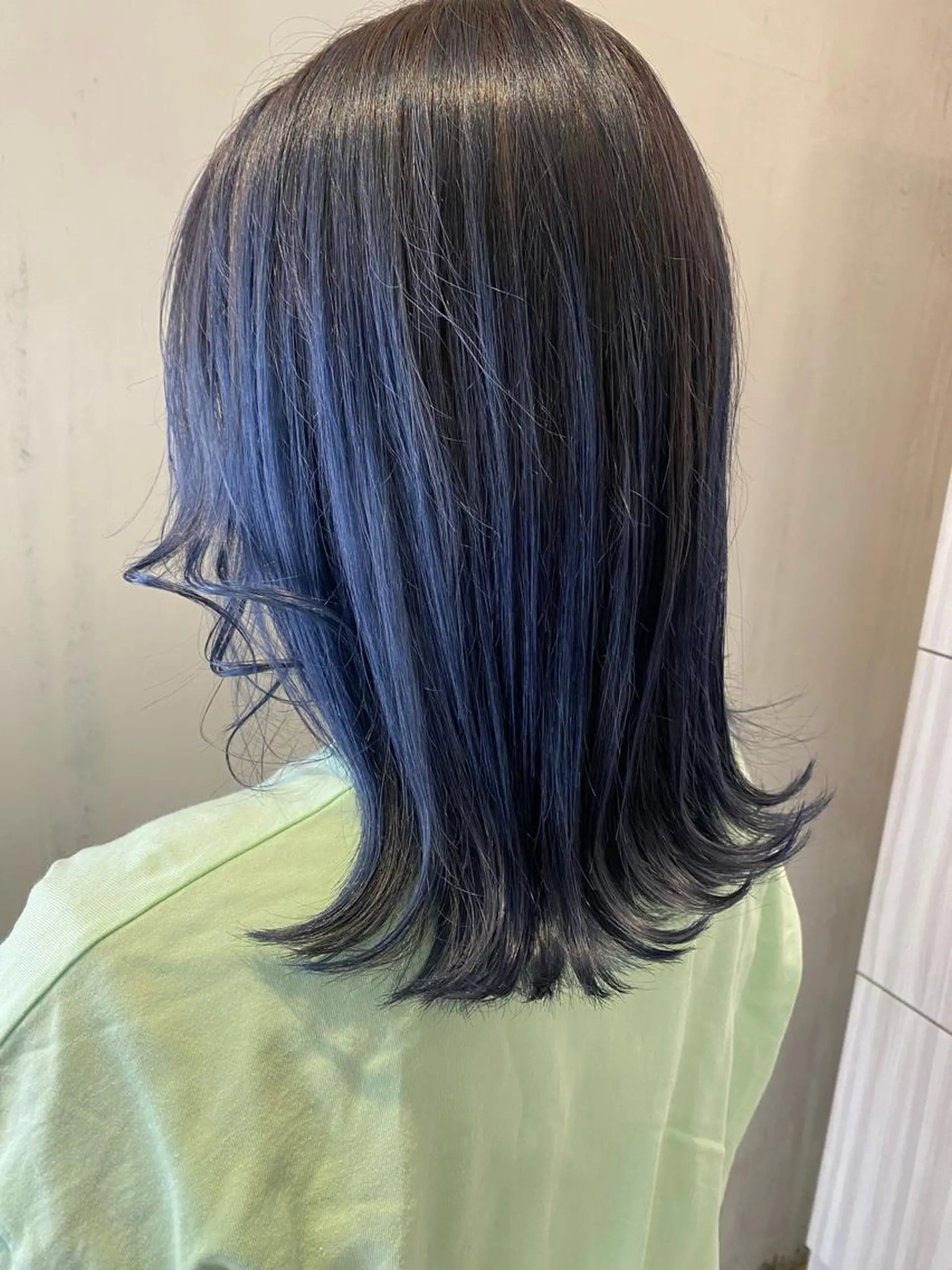 ミディアム カット ヘアカラー トリートメント 🩵Arisa MODE K's🫧のヘアスタイル