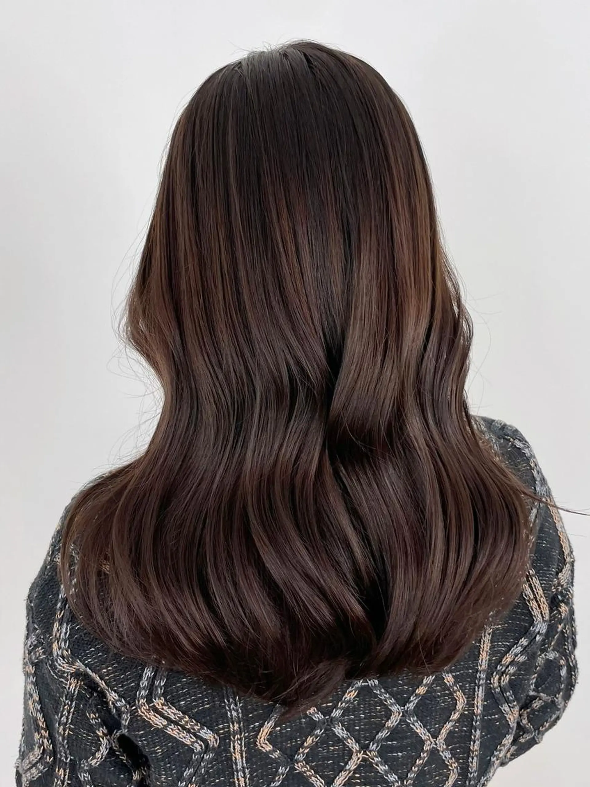 ミディアム カラー パーマ ヘアアレンジ ブラウンカラー カット ヘアカラー トリートメント ITby ALBUM 北千住店のヘアスタイル