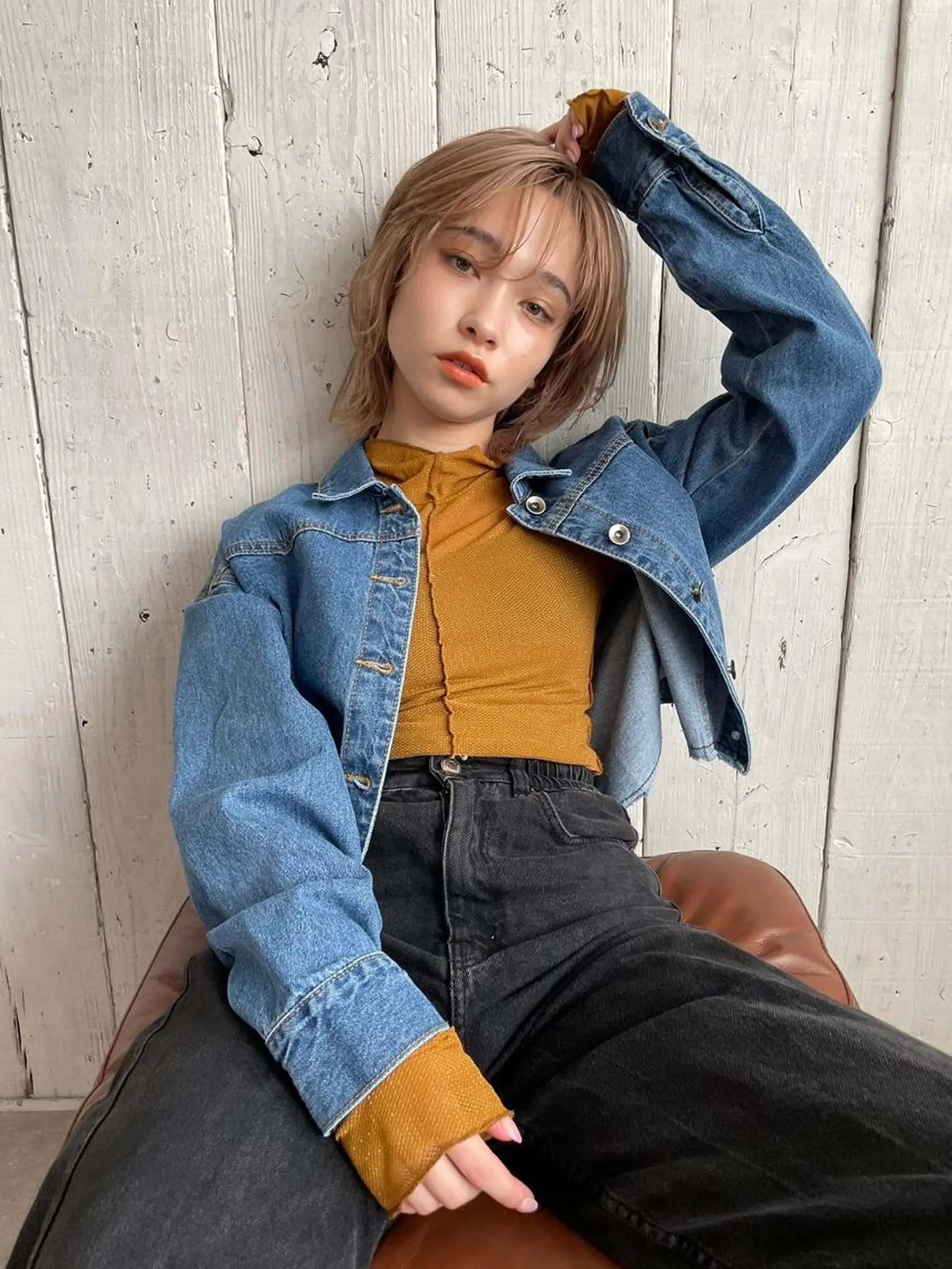 ミディアム カラー パーマ ミディアムパーマ アッシュ バレイヤージュ ベージュカラー ブリーチ カット トリートメント CEINE loqのヘアスタイル