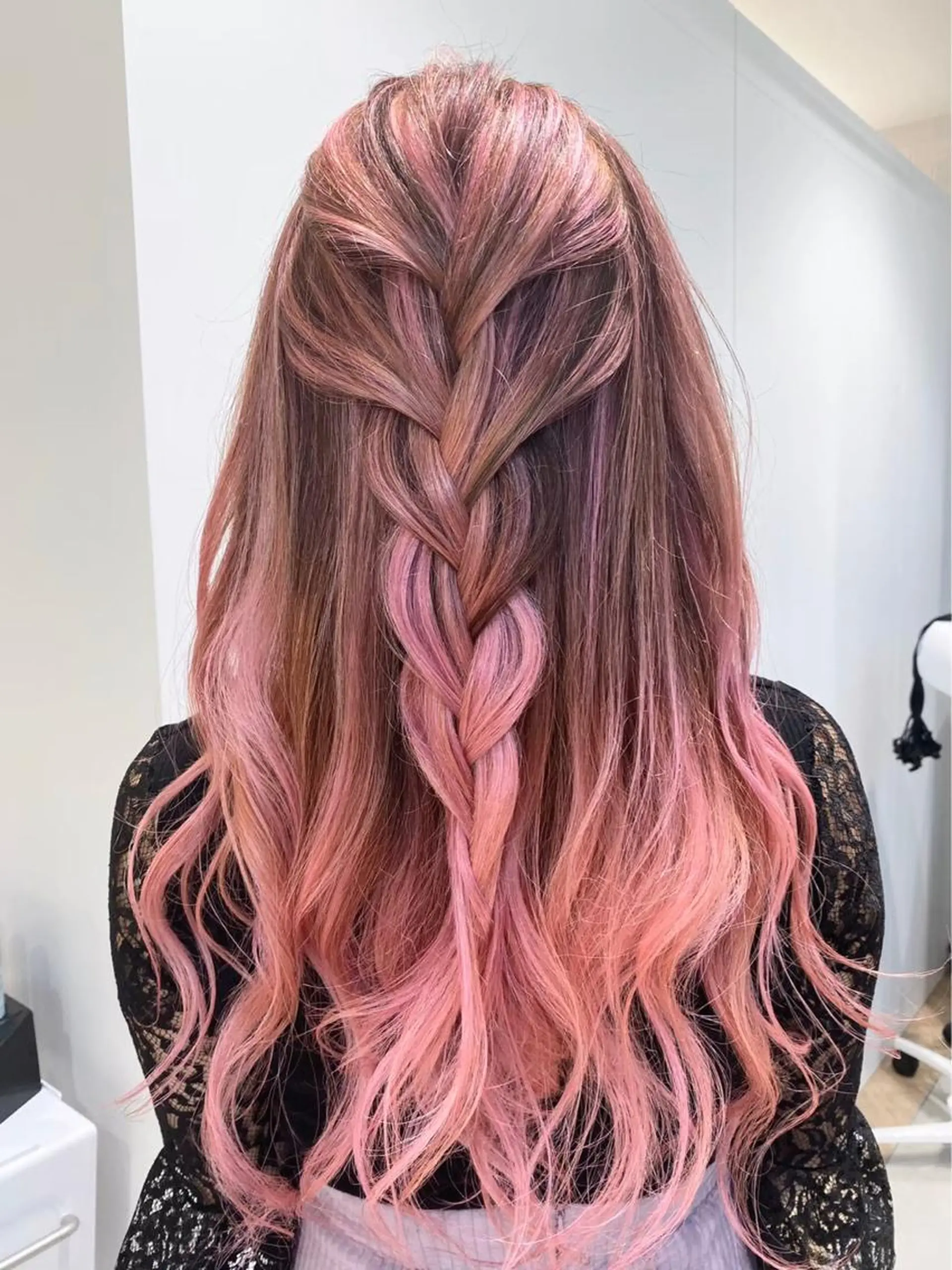 ロング カラー ヘアアレンジ HairSignature所属・ブリーチ指名神戸 No.1美容師RENのヘアスタイル