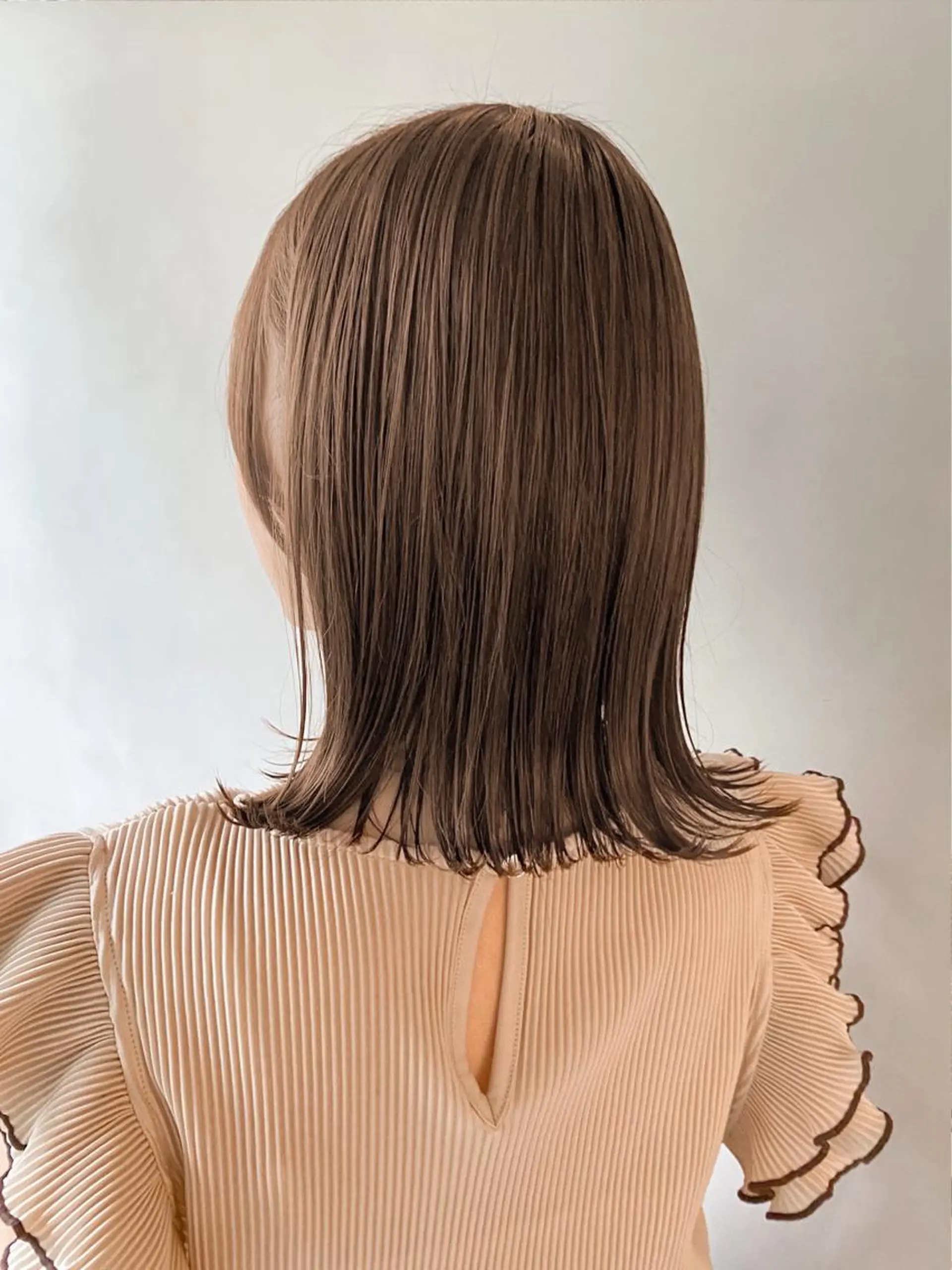 ミディアム 透明感カラー/ mizukiのヘアスタイル