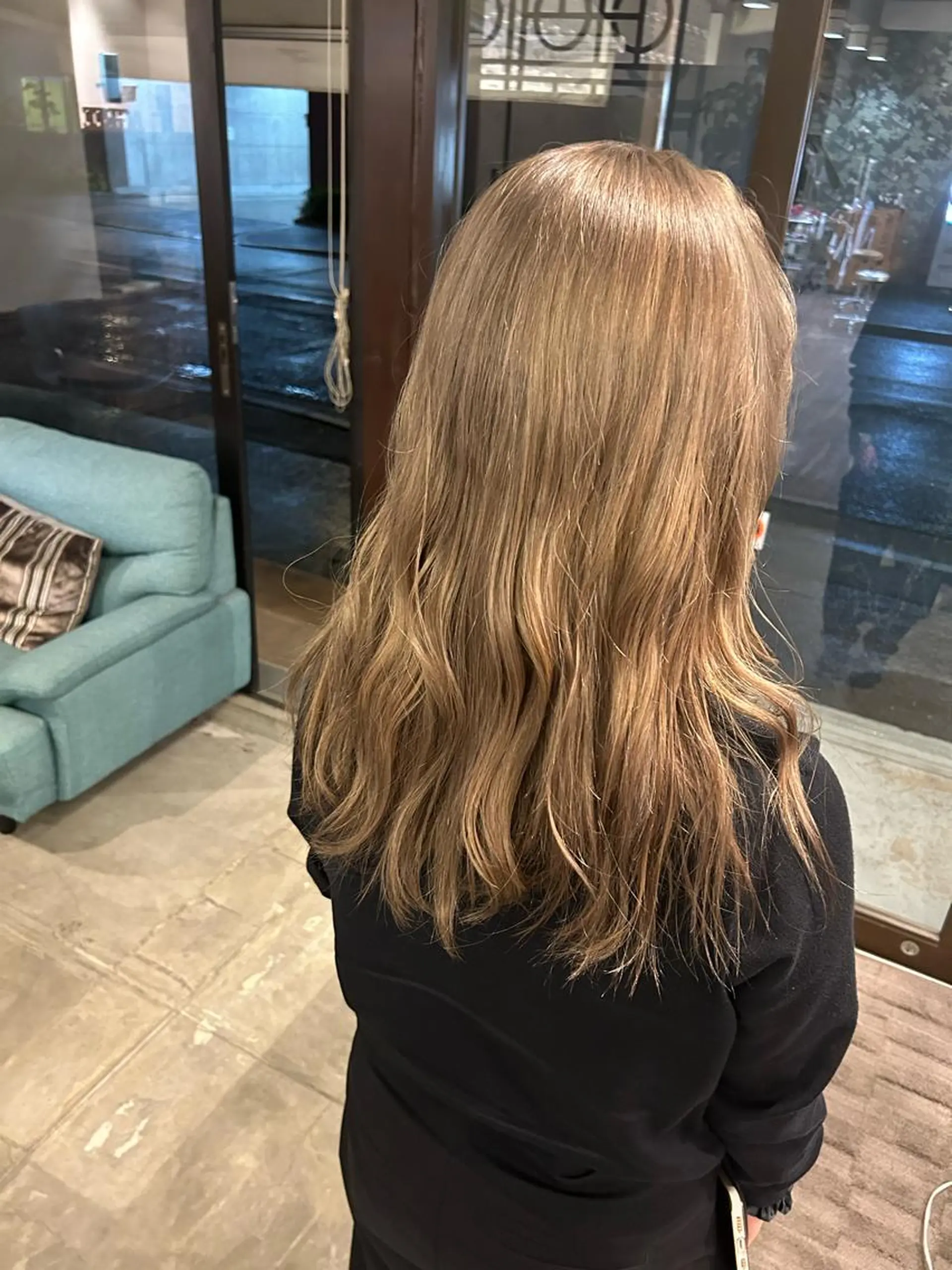 カラー AGREE Momokaのヘアスタイル