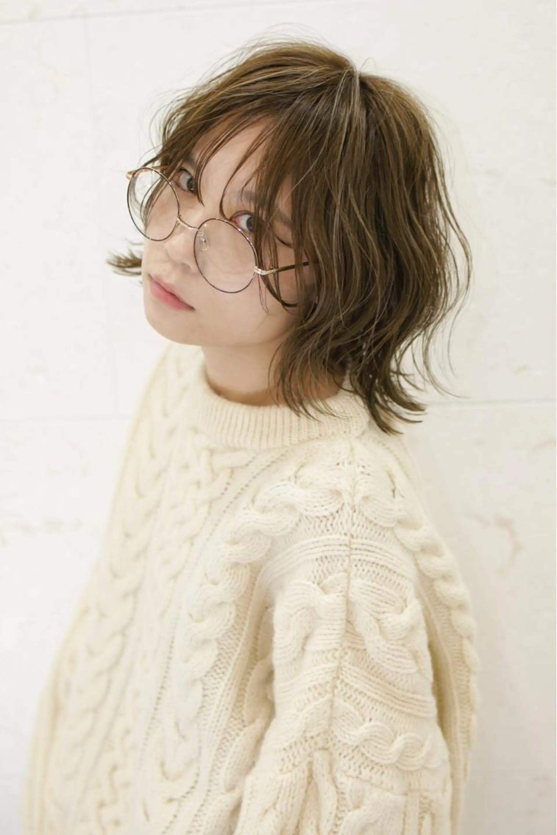 ショート カラー ベージュカラー ハイライトカラー ハイライト 斉藤 貴也のヘアスタイル