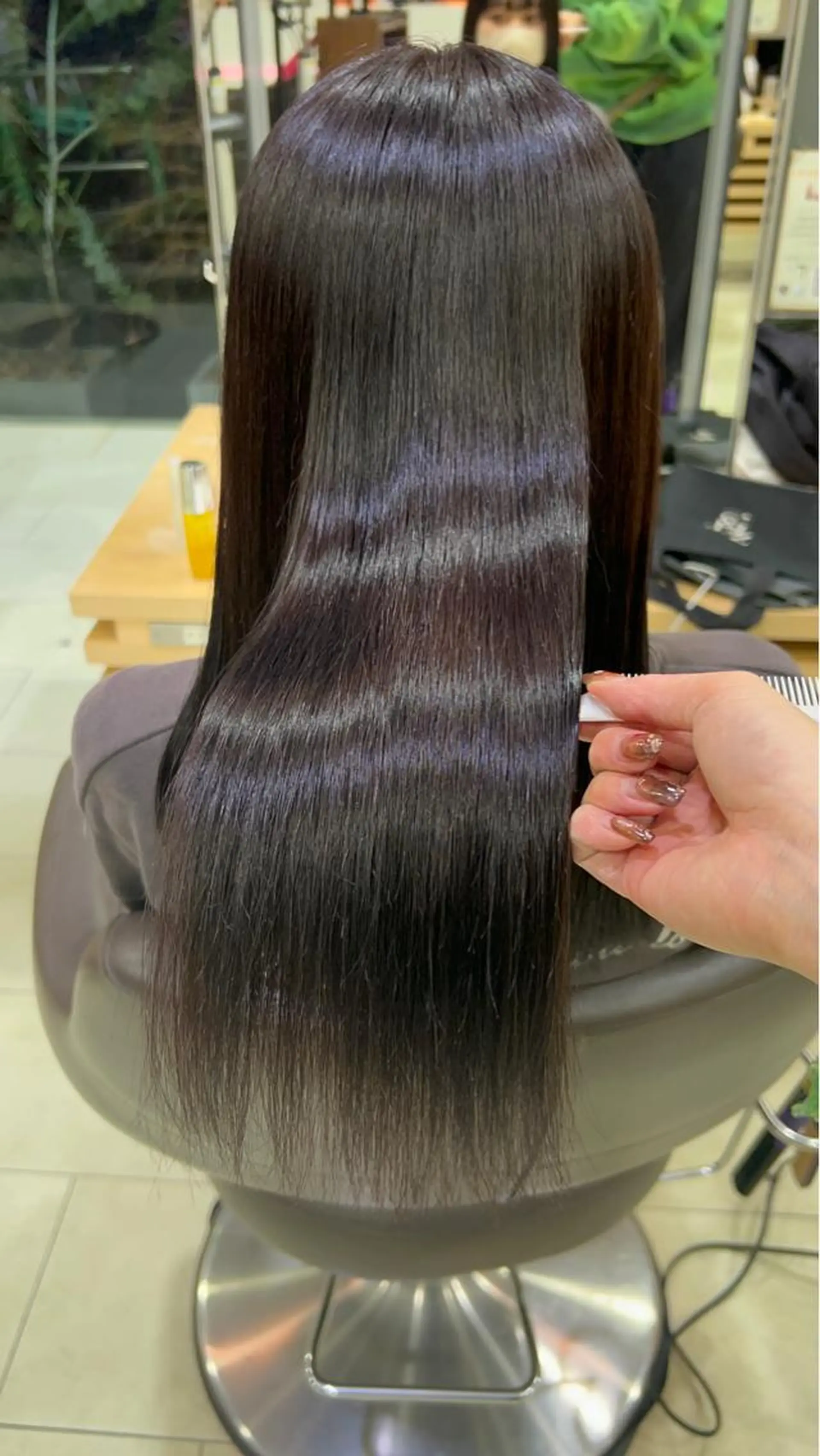 セミロング 暖色カラー/レイヤー カット/Yunaのヘアスタイル