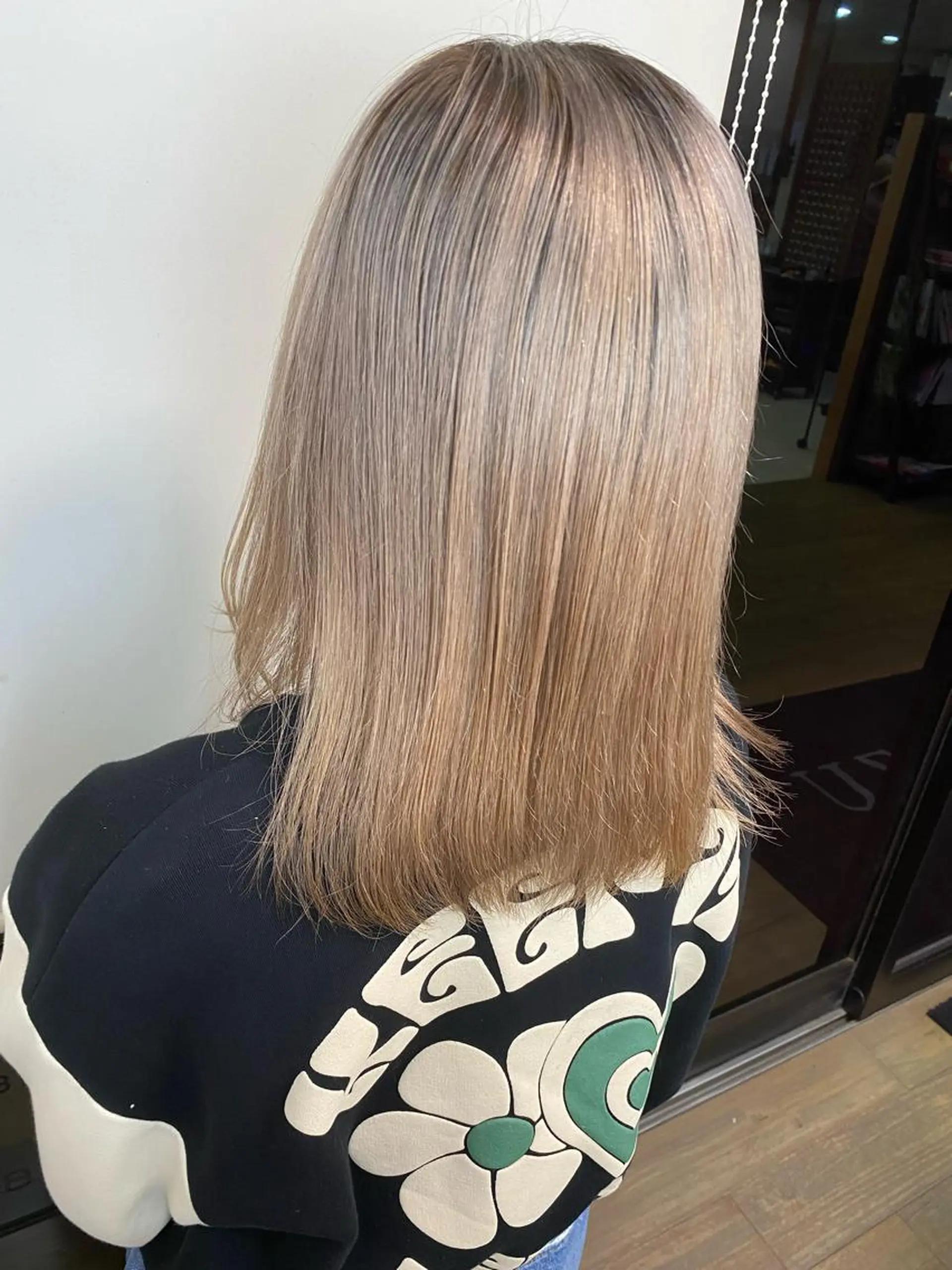 ミディアム カラー peg.hair所属・ブリーチカラー🫧 森　凪沙のヘアスタイル