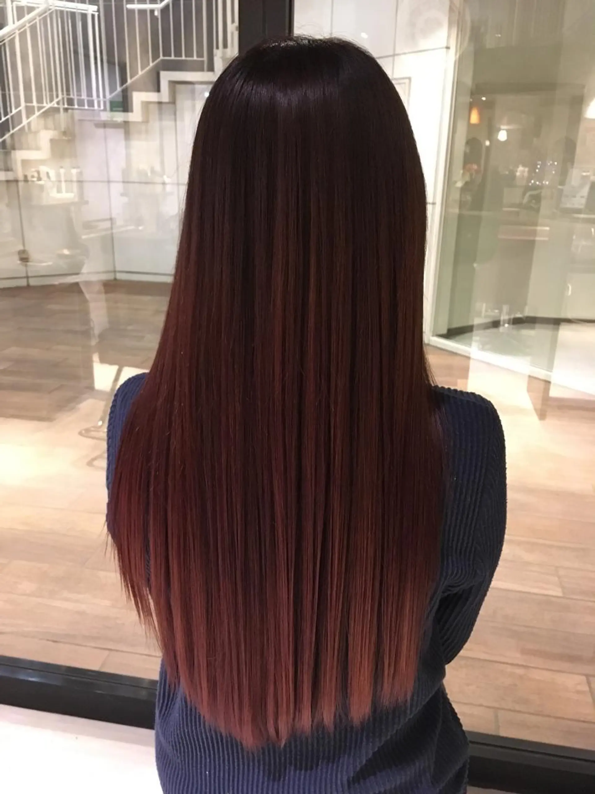 ロング カラー 國村 優のヘアスタイル