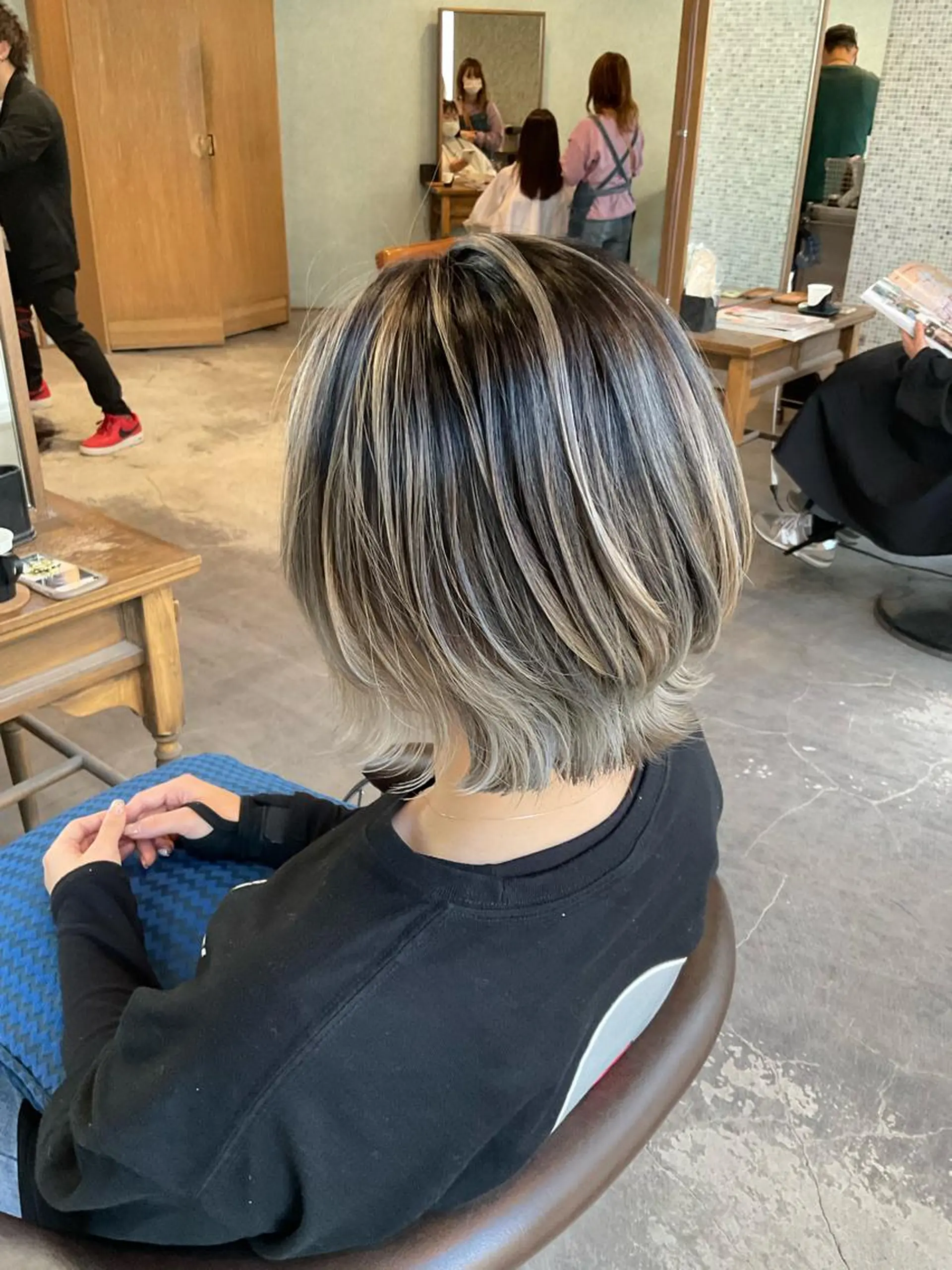 ショート カラー バレイヤージュ ブリーチ ケアブリーチ グラデーションカラー ハイライトカラー ヘアカラー sweetroom茅ヶ崎南口店所属・∮フェードスタイル∮ 加藤嘉陛のヘアスタイル