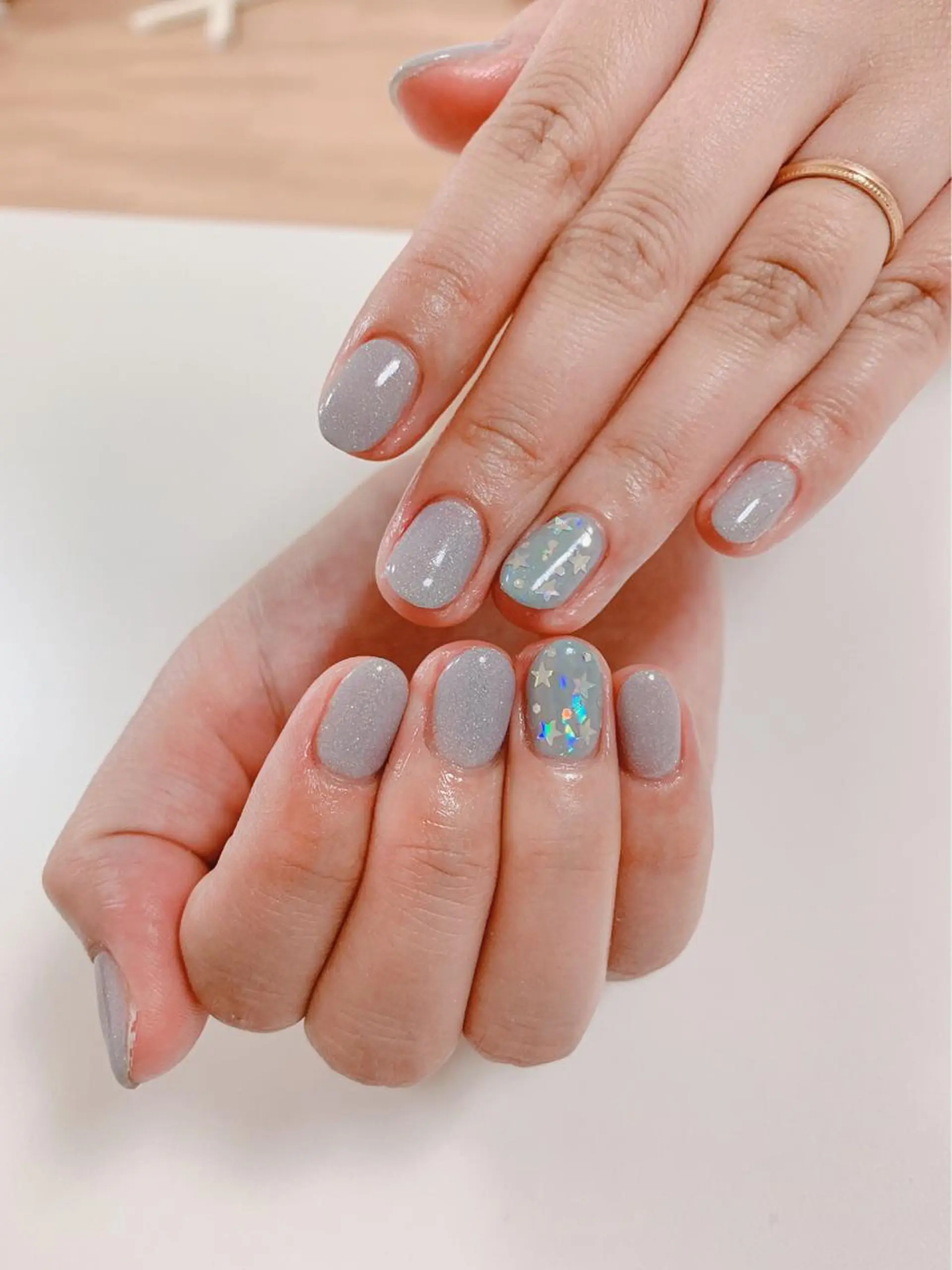 ネイル アートネイル 長さ出し フットネイル グリーン ニュアンスネイル Lily Roseスタッフ一同のマツエク・マツパデザイン