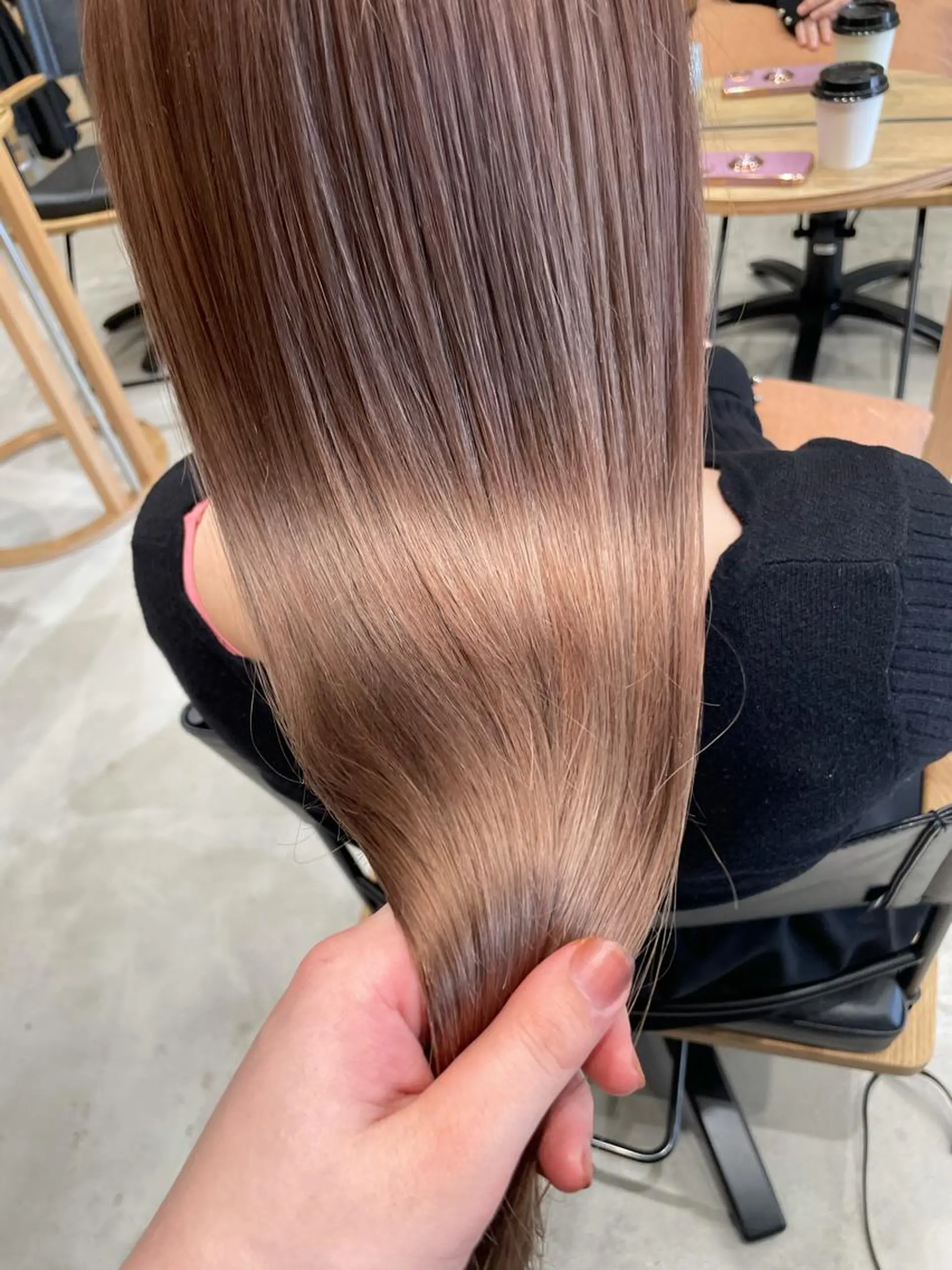 カラー wewe: momoeのヘアスタイル