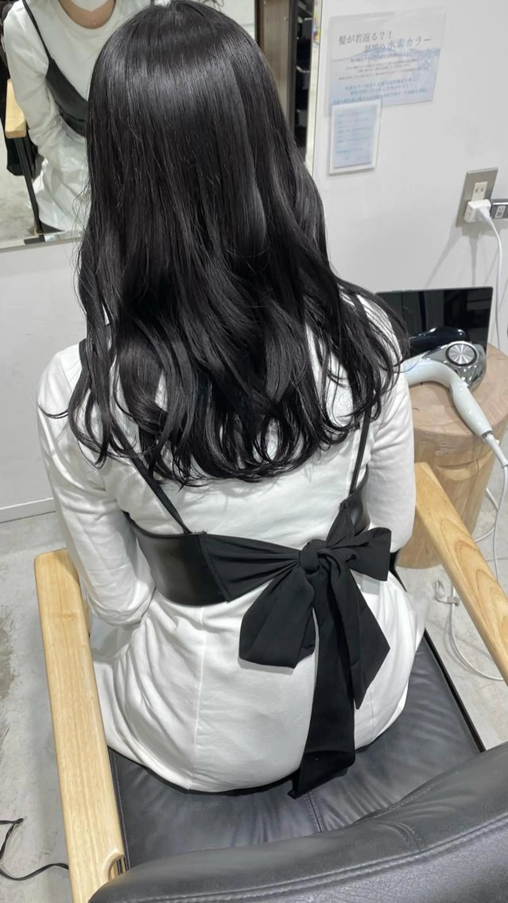 セミロング hair shioのヘアスタイル