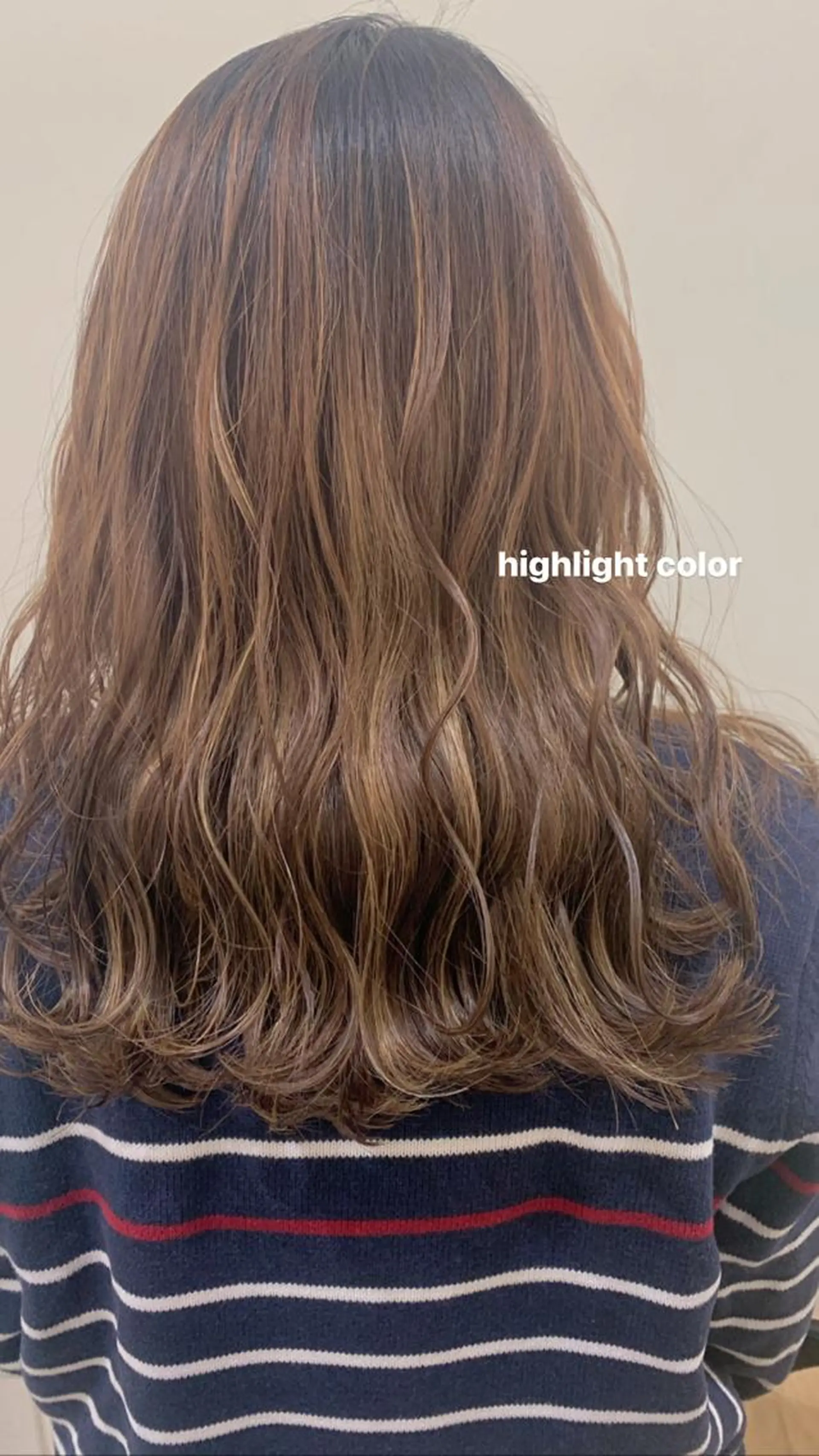 ロング カラー ハイライトカラー ハイライト 顔周りレイヤー 🎀マリノのヘアスタイル