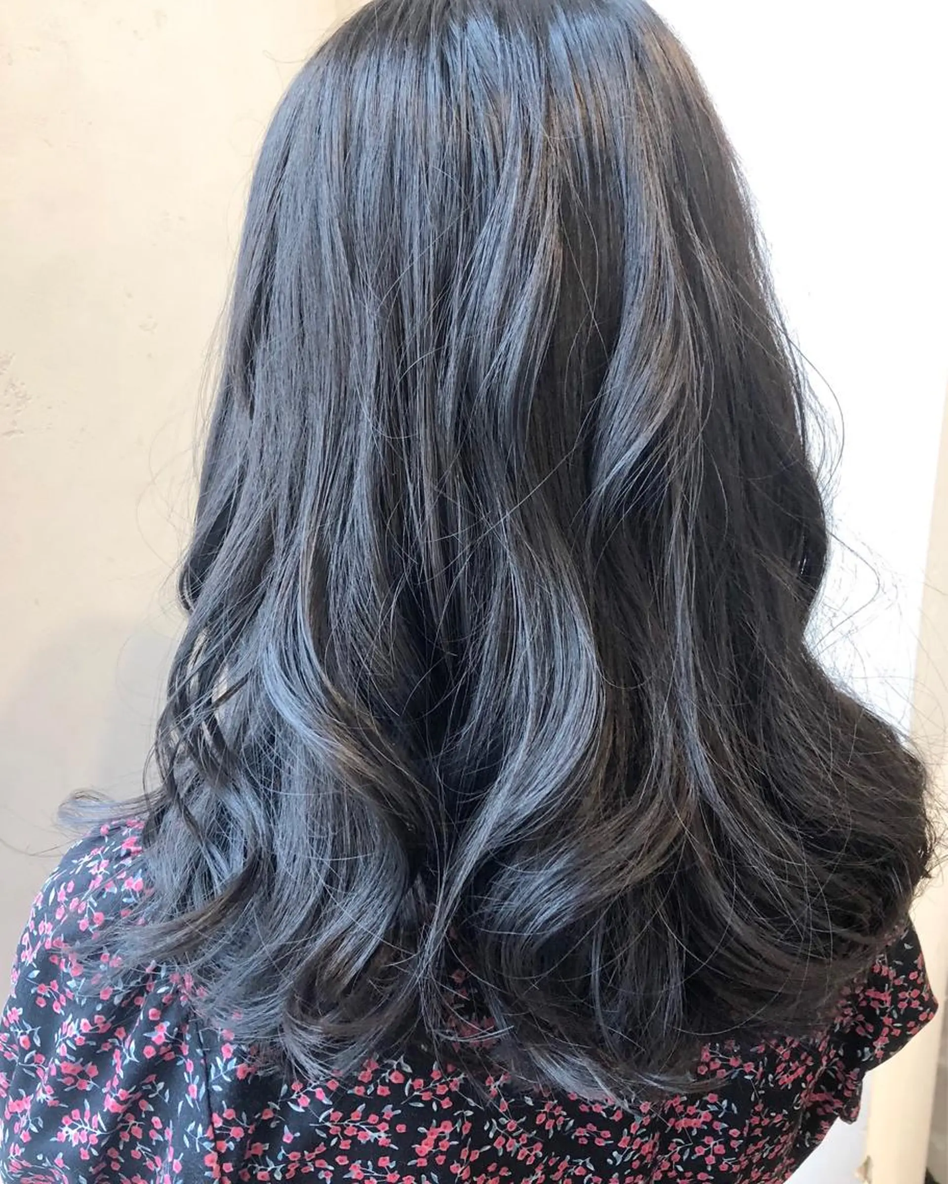 セミロング カラー グレージュ TOWA 野村　コウダイのヘアスタイル