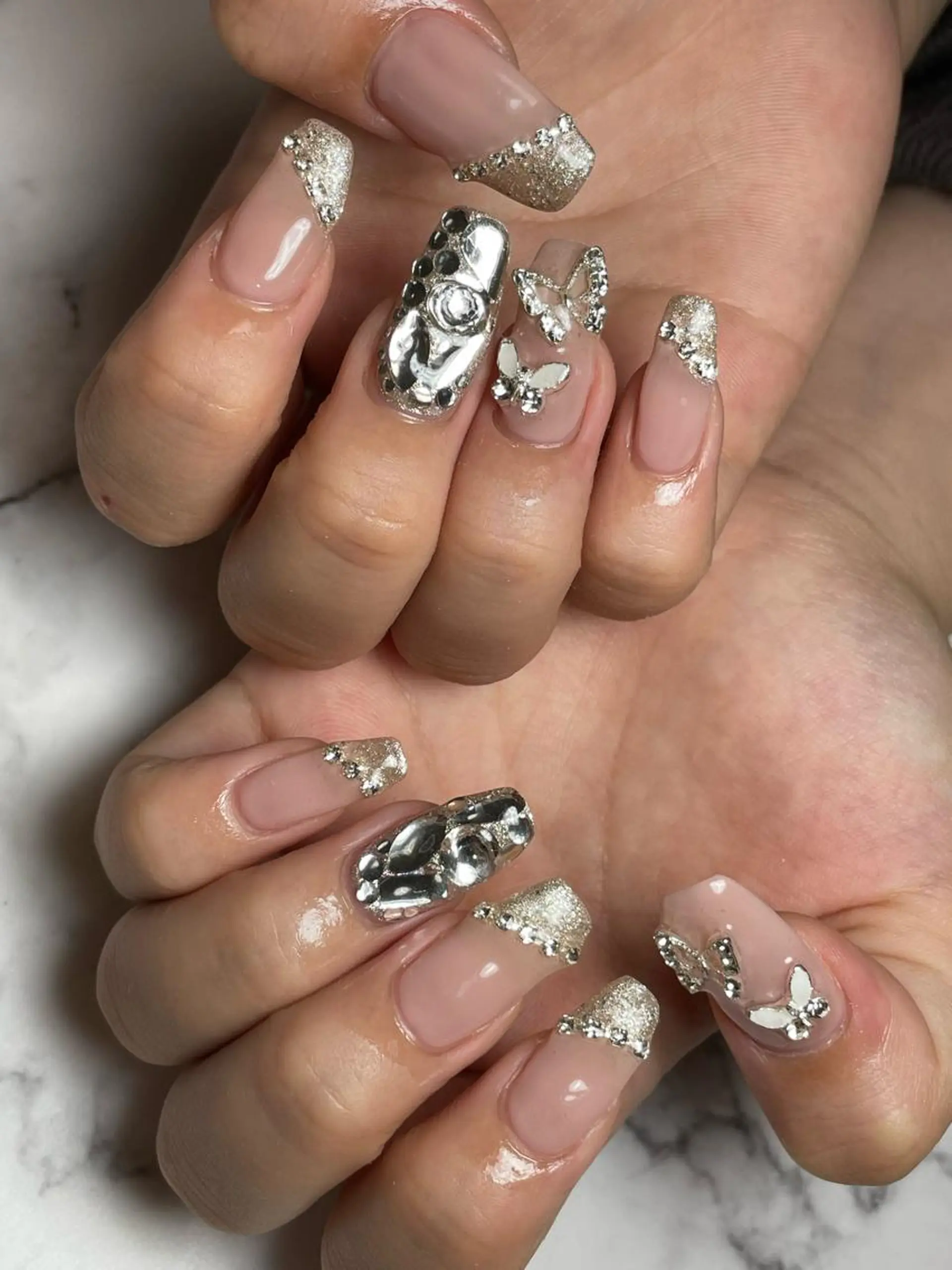 ネイル ワンホンネイル private salon NIKOのネイルデザイン