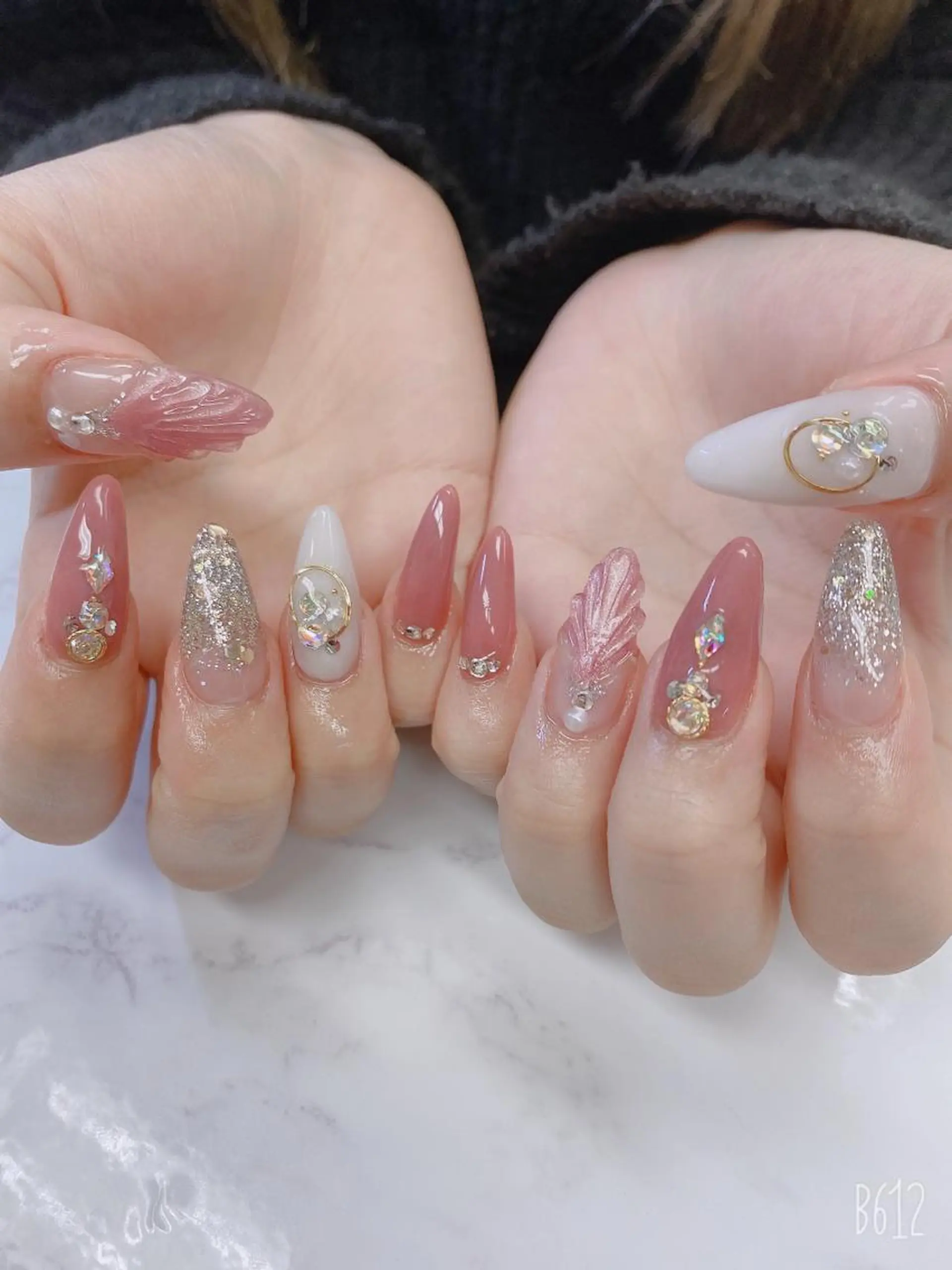 セミロング ハンドネイル JNA認定講師🌸 RIEのネイルデザイン