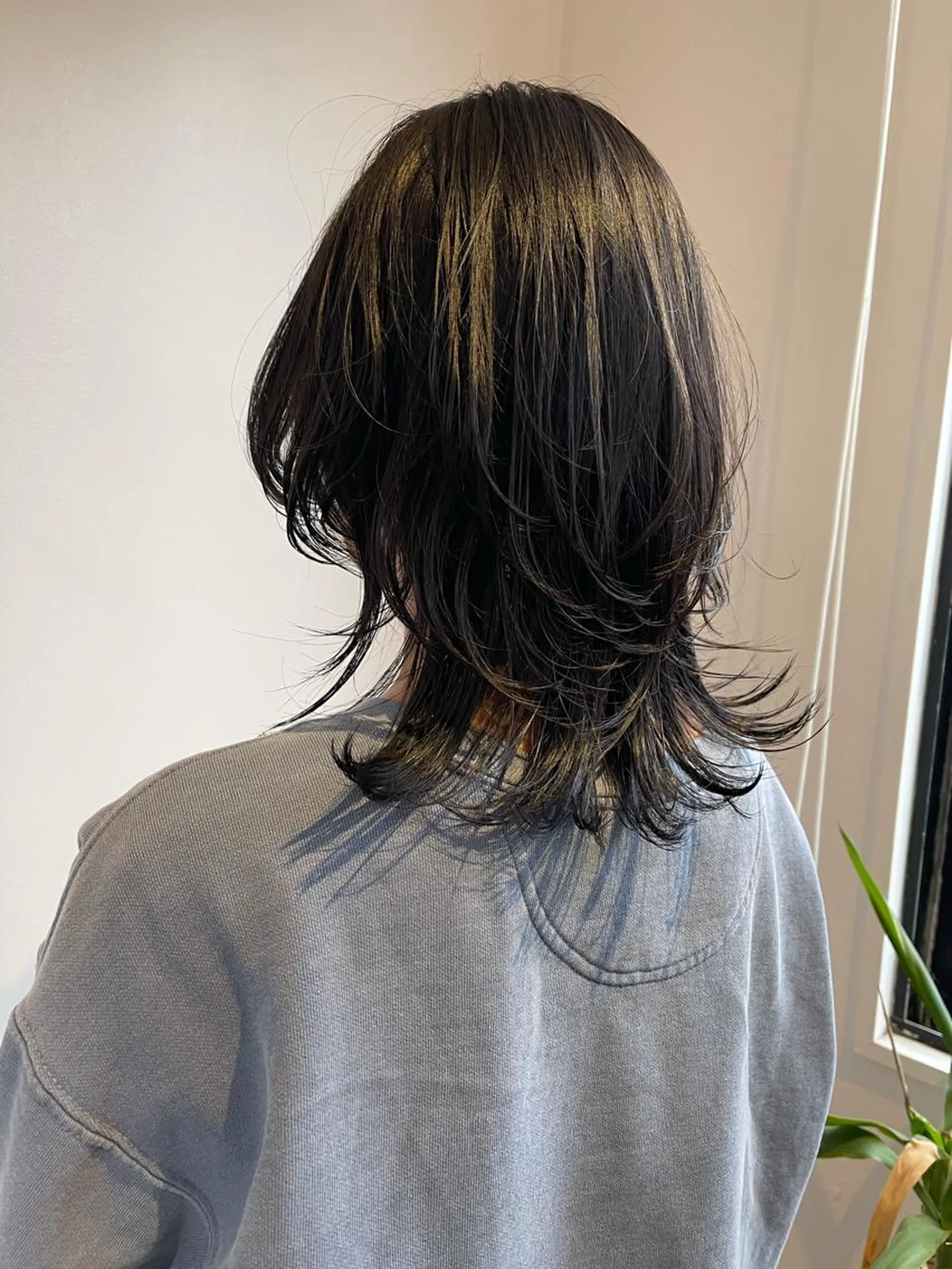 ミディアム ウルフカット カット トリートメント Lien   副店長 小林亨のヘアスタイル