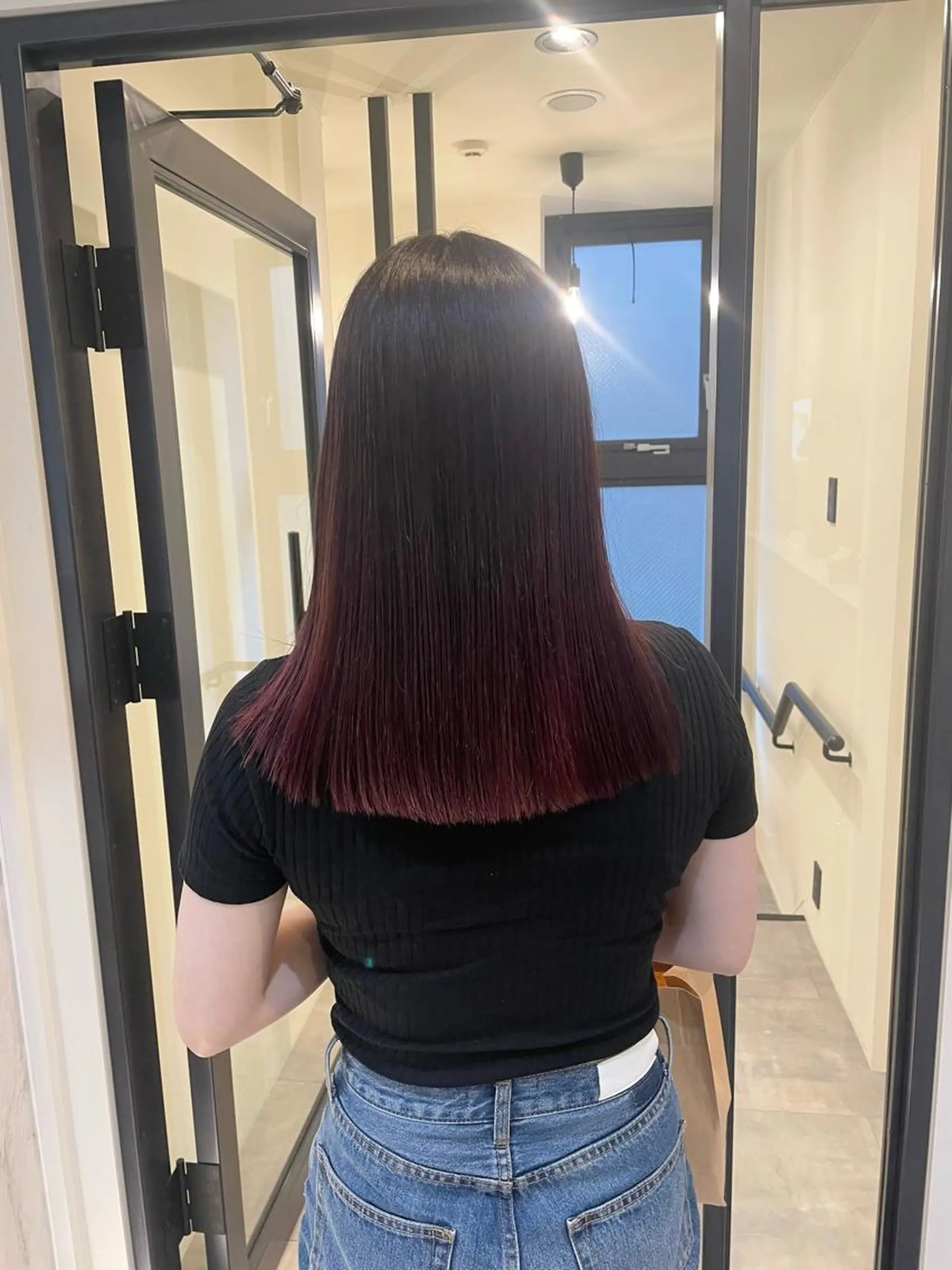 セミロング ヘアカラー 渋谷 留菜のヘアスタイル