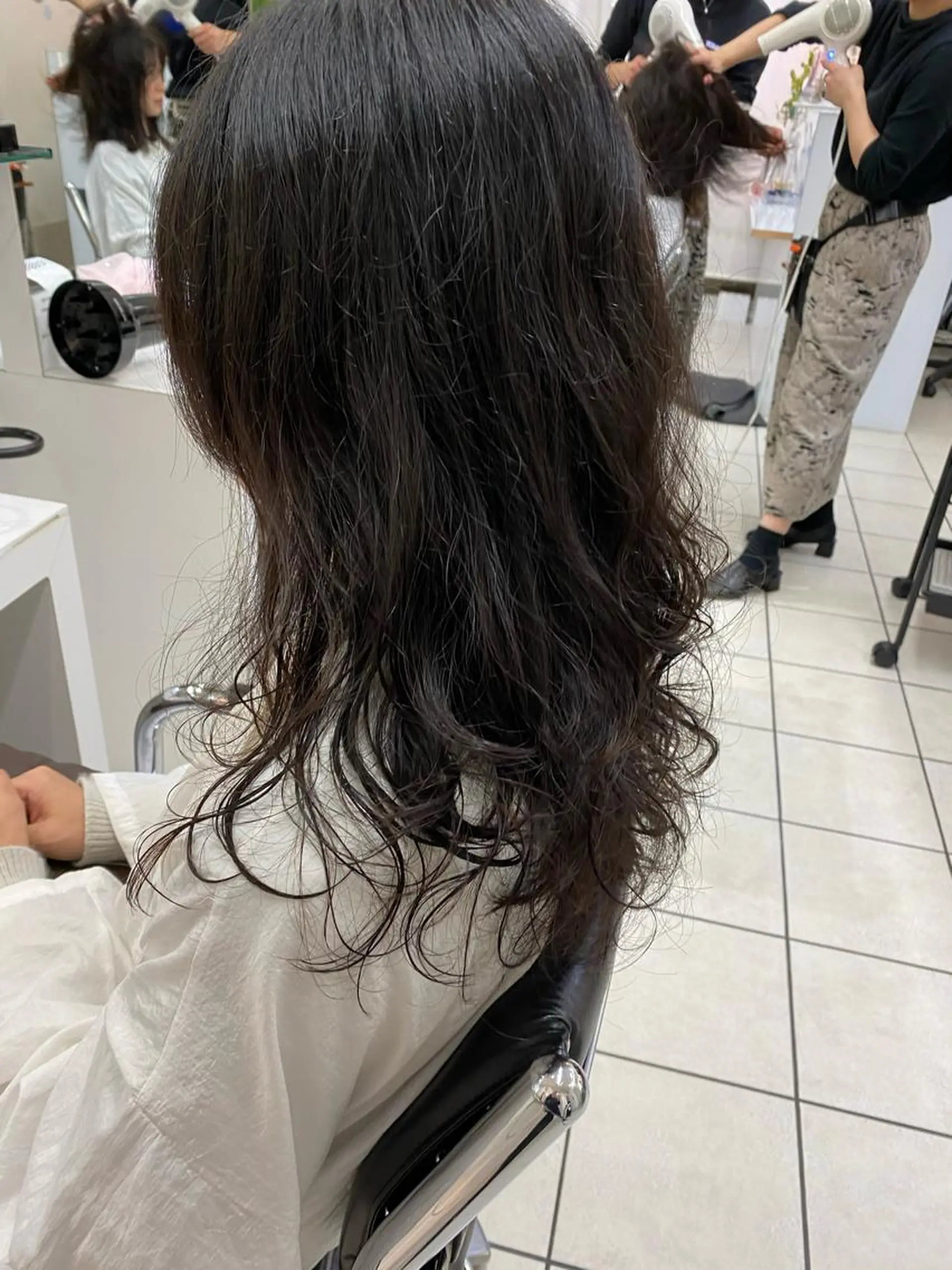 パーマ メンズ特化 刈り上げない/金井のヘアスタイル