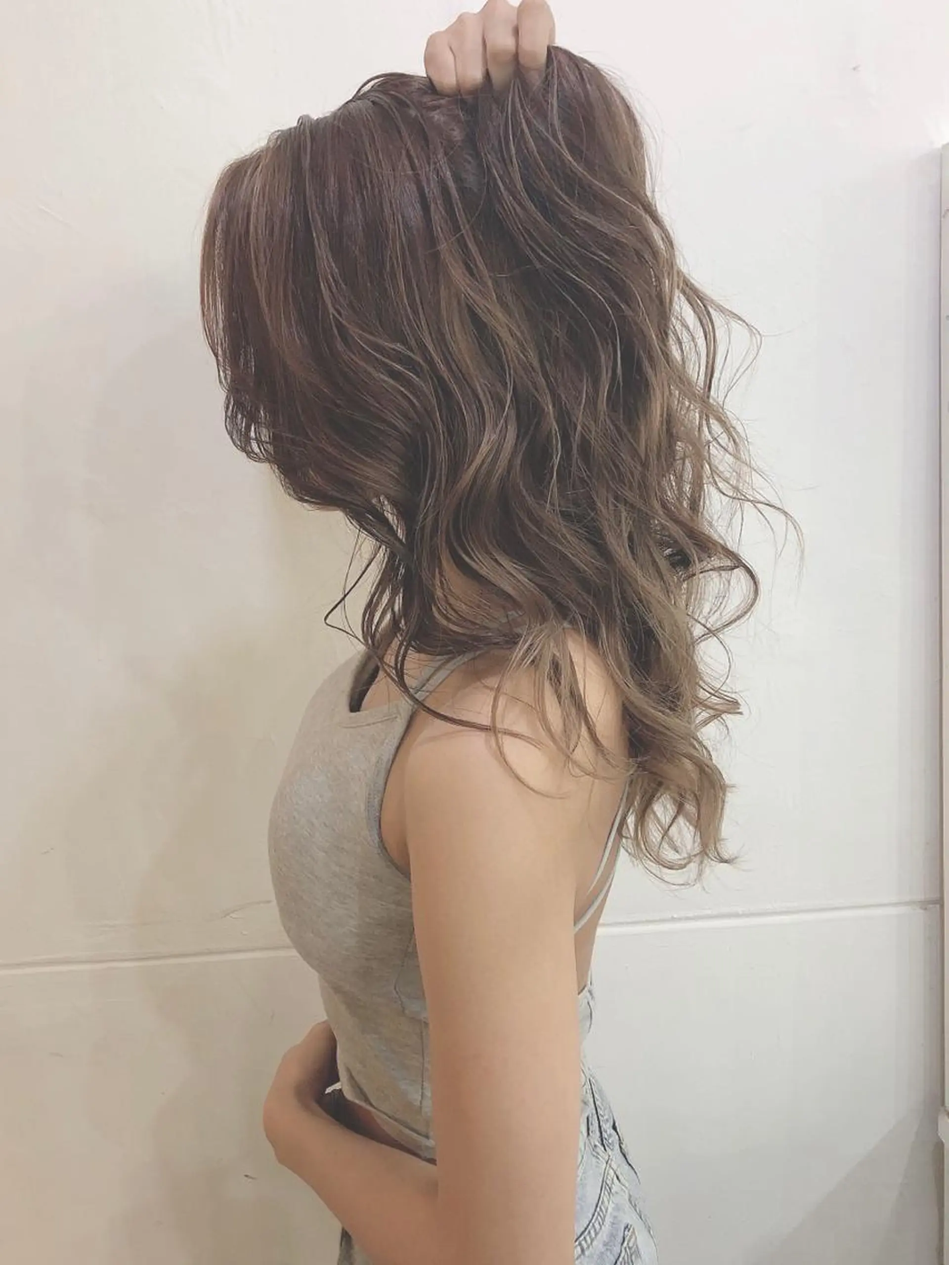 ロング フェアリーテイル所属・吉田 典弘のヘアスタイル