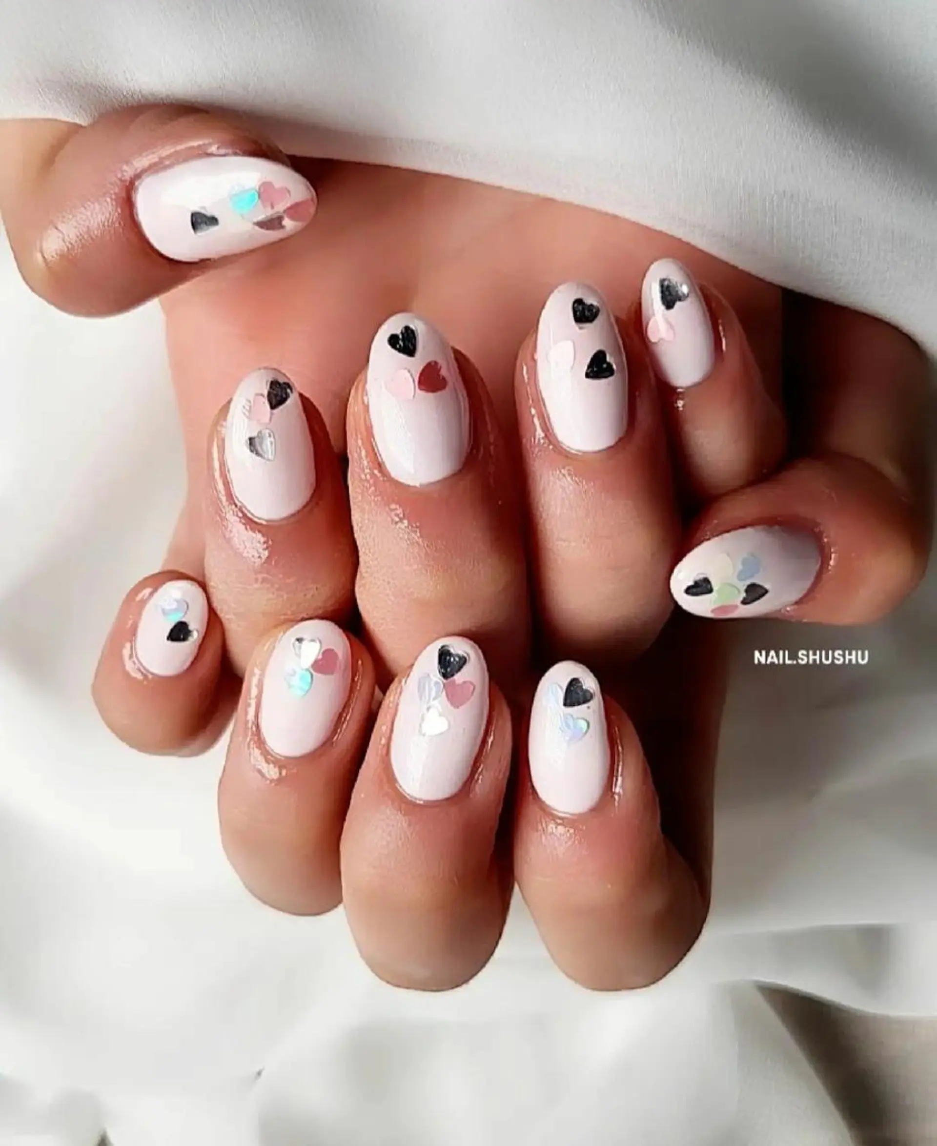 ネイル 持ち込み ニュアンスネイル ワンカラーネイル シンプルネイル 春ネイル 3dパーツ/流行り 👧shushu❤️のネイルデザイン