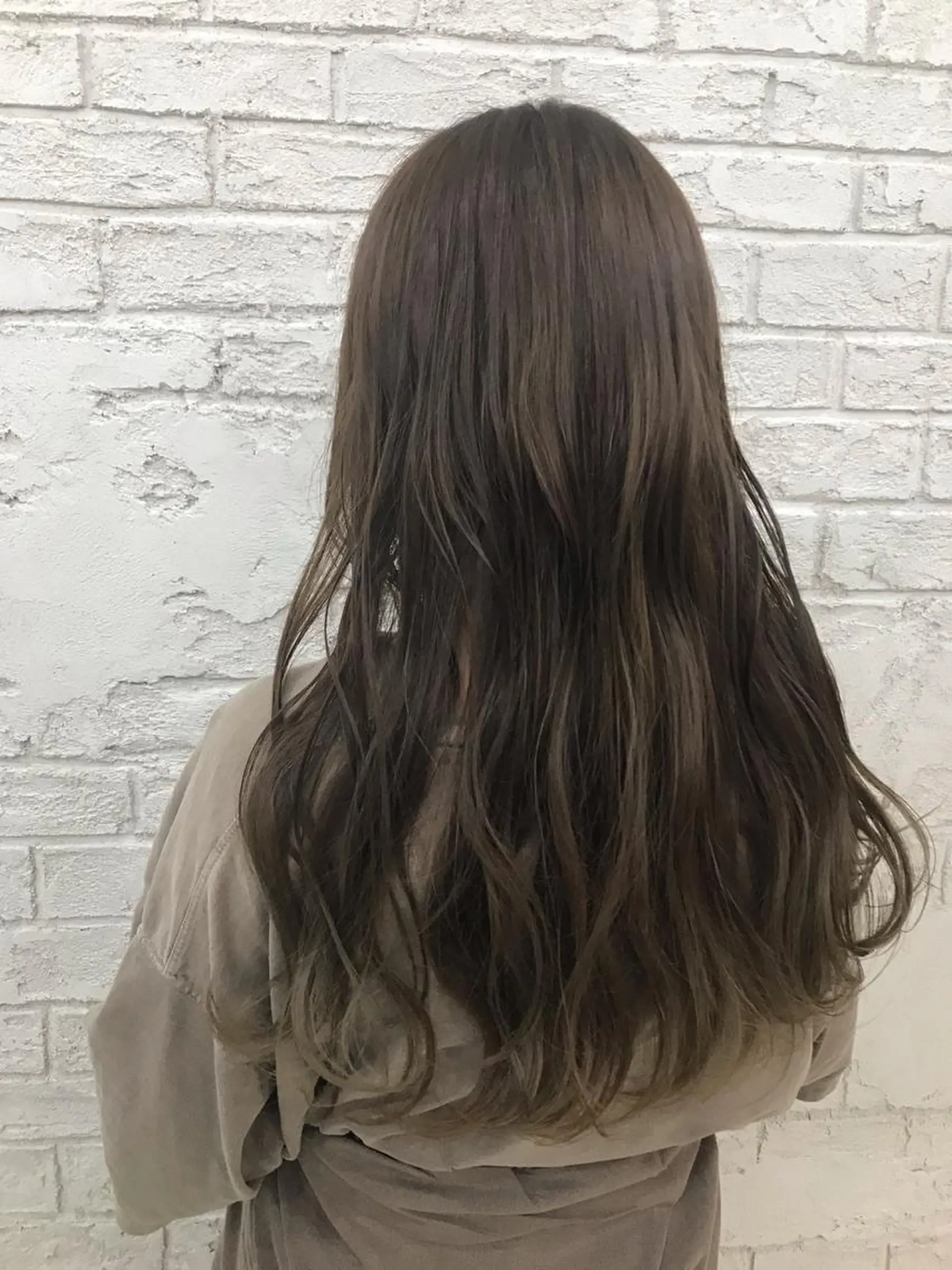 ロング シアーベージュ 🇺🇸ハイライト特 化美容師🇺🇸漆沢のヘアスタイル