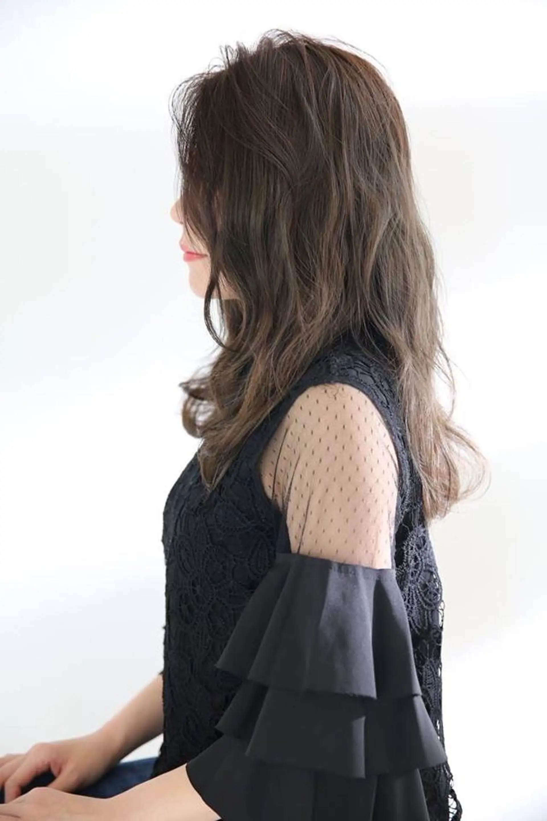 セミロング ブリーチなしダブル/ レイヤーカット 小棹のヘアスタイル