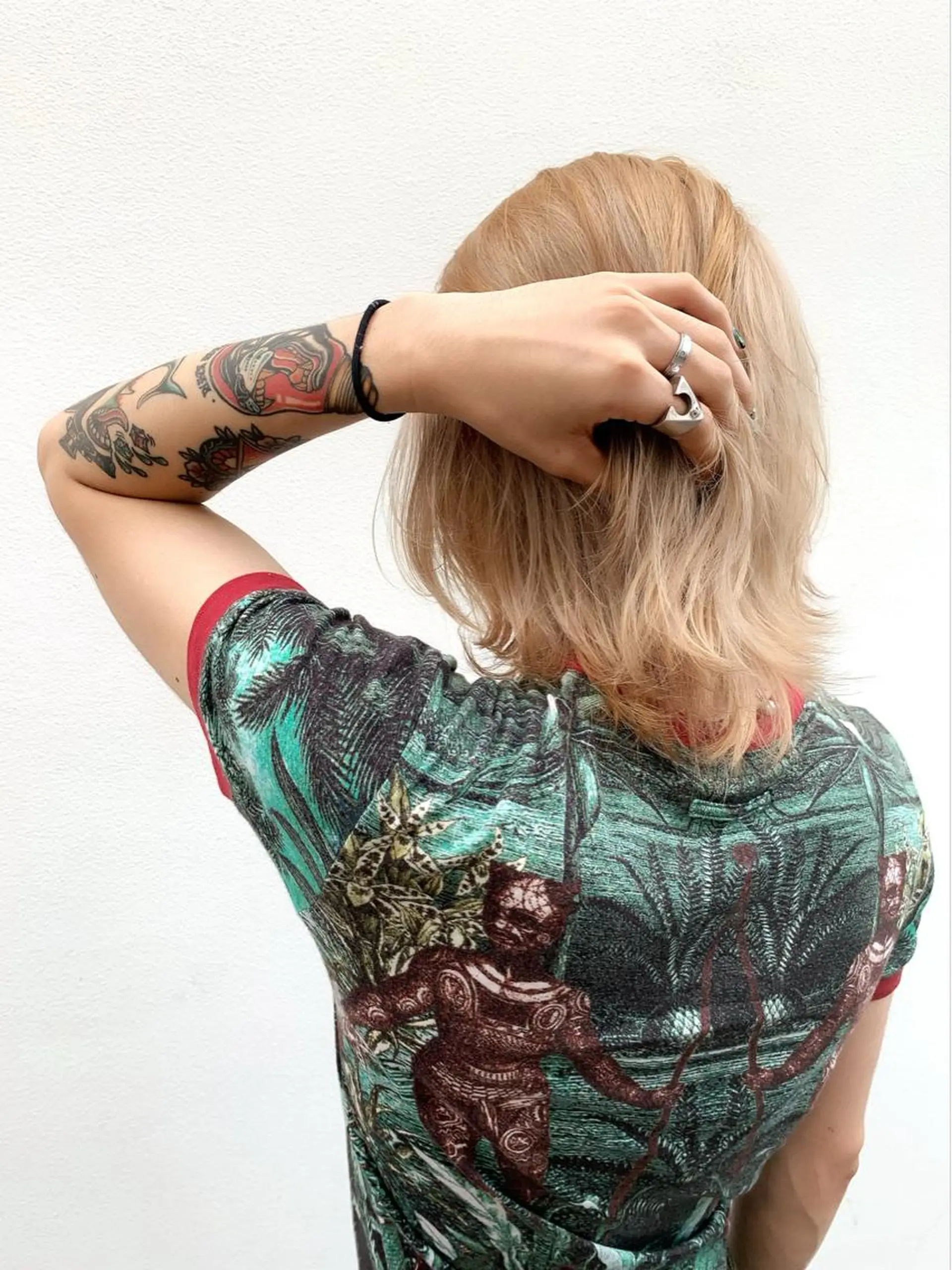 ミディアム カラー ヘアアレンジ メンズ ベージュカラー ミルクティーベージュ カット ヘアカラー トリートメント ヘッドスパ ヘアセット 〽️magico/ ウルフDaiki〽️のヘアスタイル