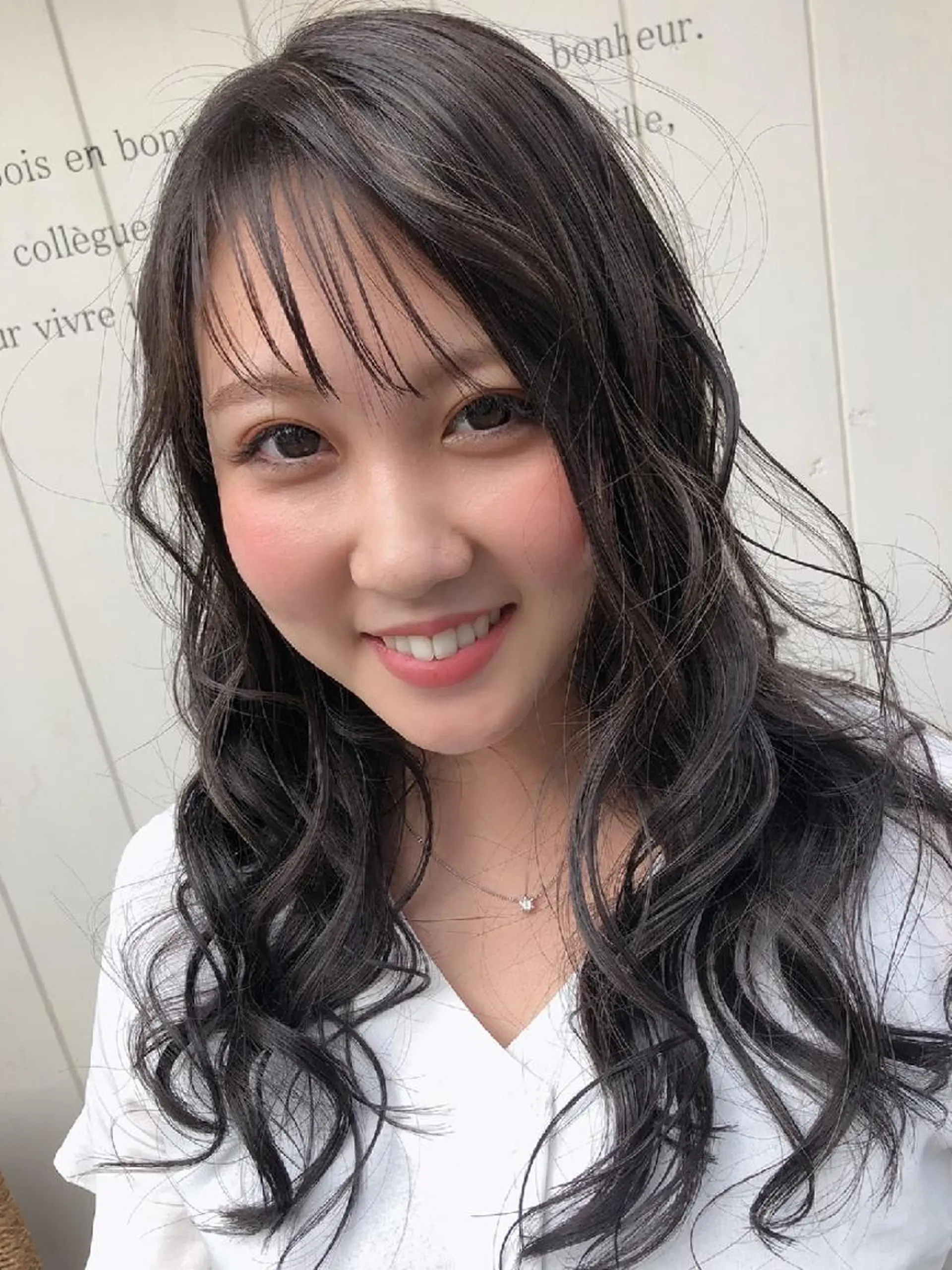 ロング grandage 北千住のヘアスタイル