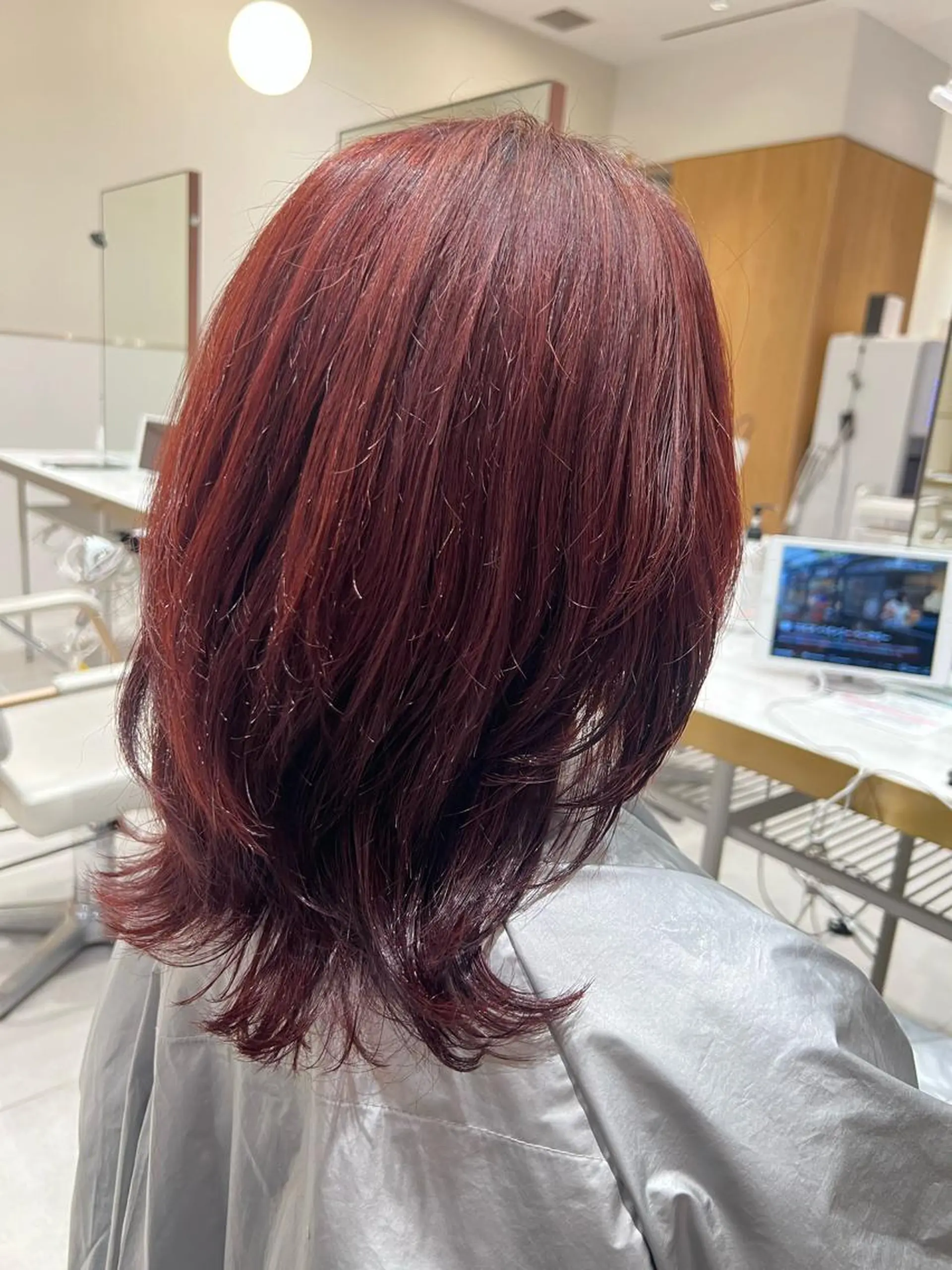 カラー 透明感カラー/レイヤ ーhinata.のヘアスタイル